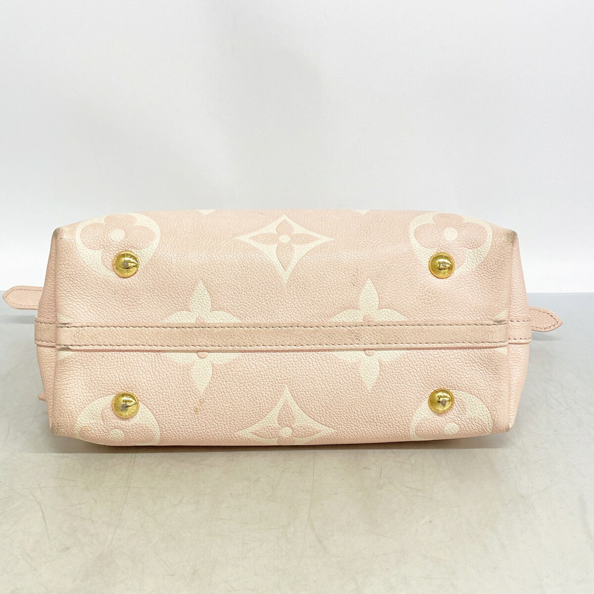 Louis Vuitton Pink White Shoulder Bag (Pre-Owned)
