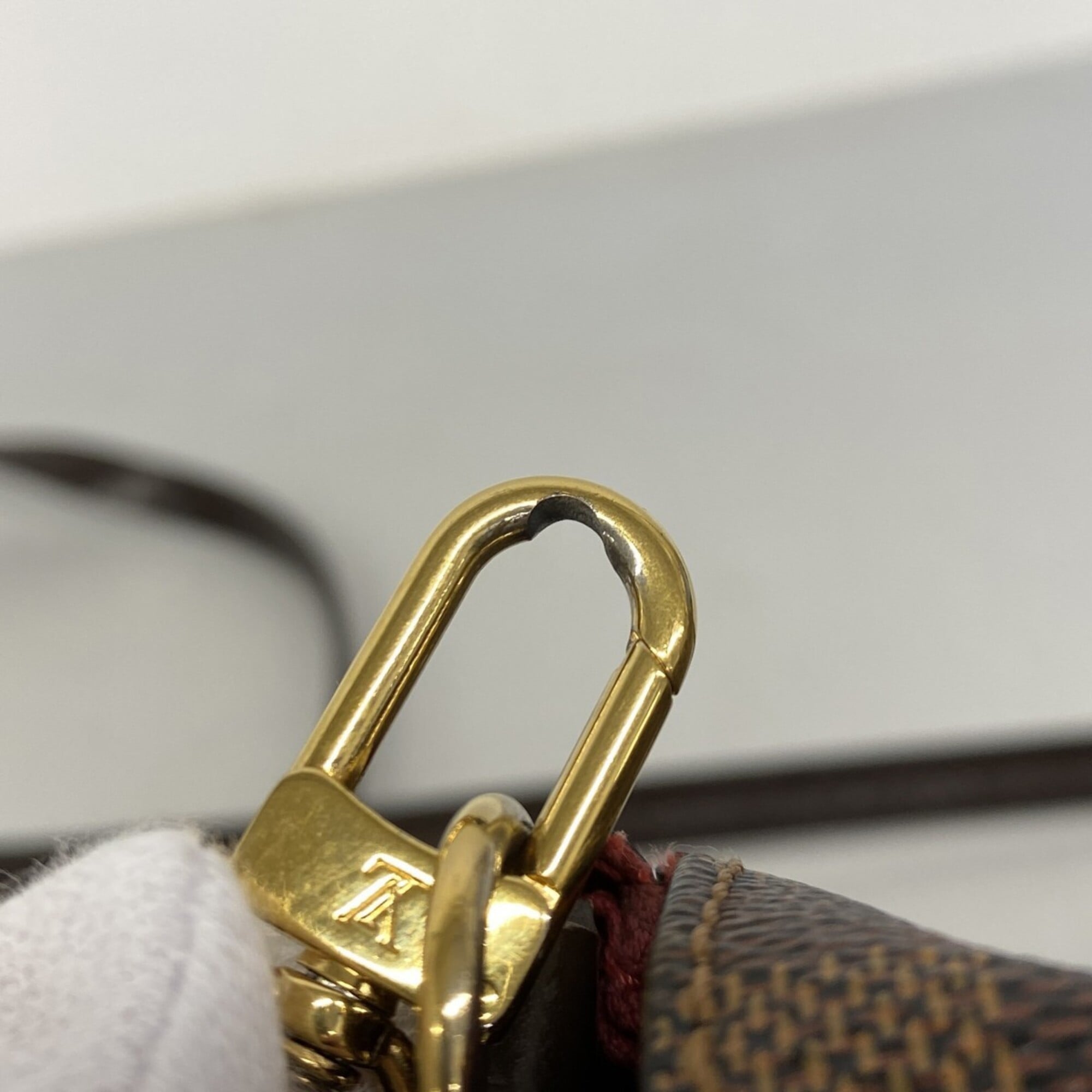 Louis Vuitton Ebene Handbag (Pre-Owned)