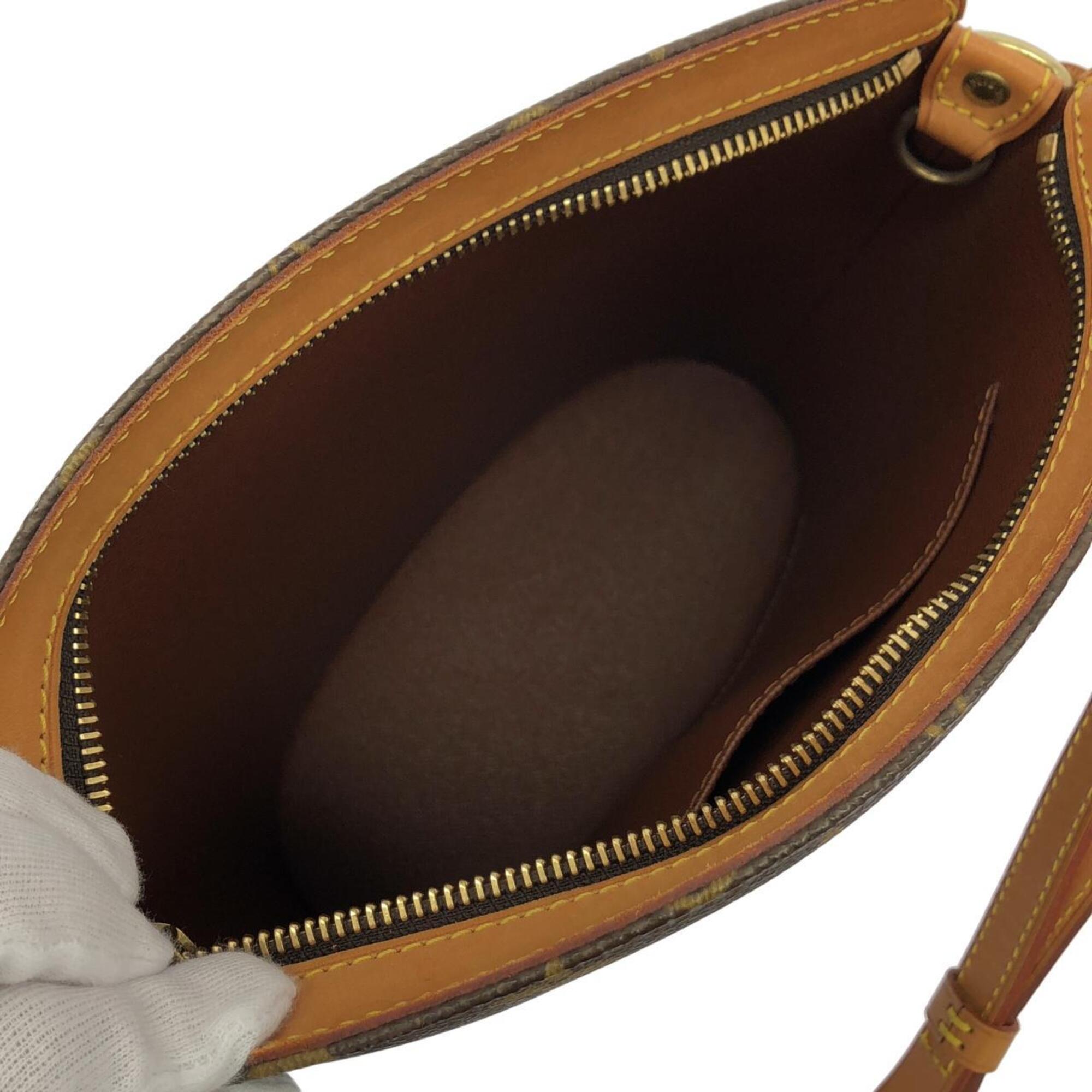 Louis Vuitton Marron Coated Canvas Shoulder Bag (Pre-Owned)
