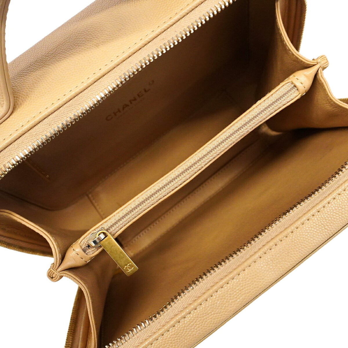 Chanel Beige Grained Calfskin Vanity Bag (Pre-Owned)