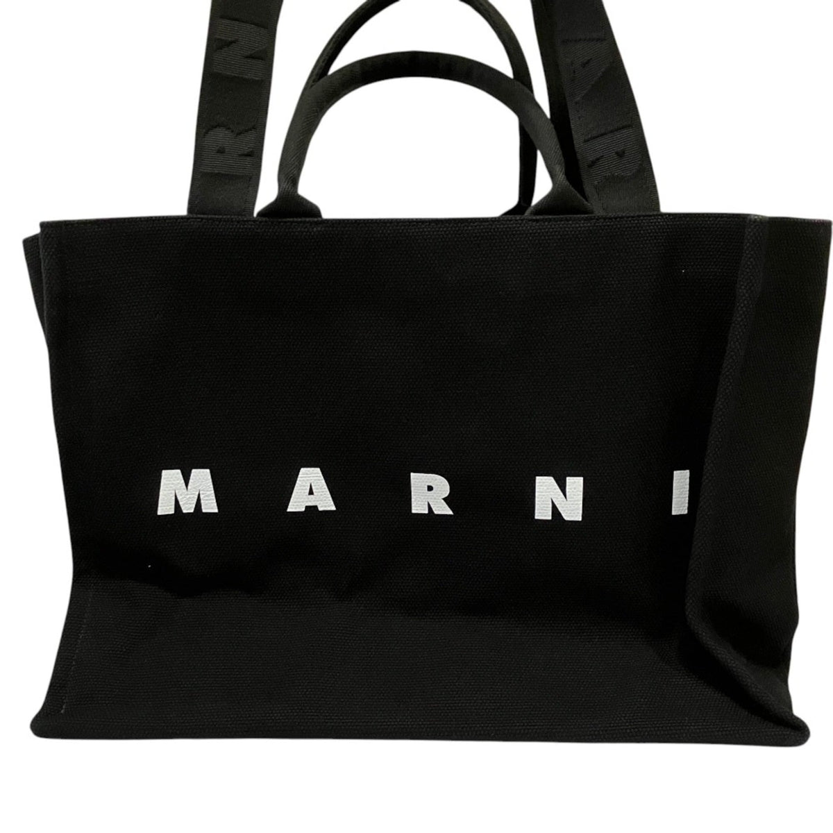 Marni Black Tote Bag (Pre-Owned)
