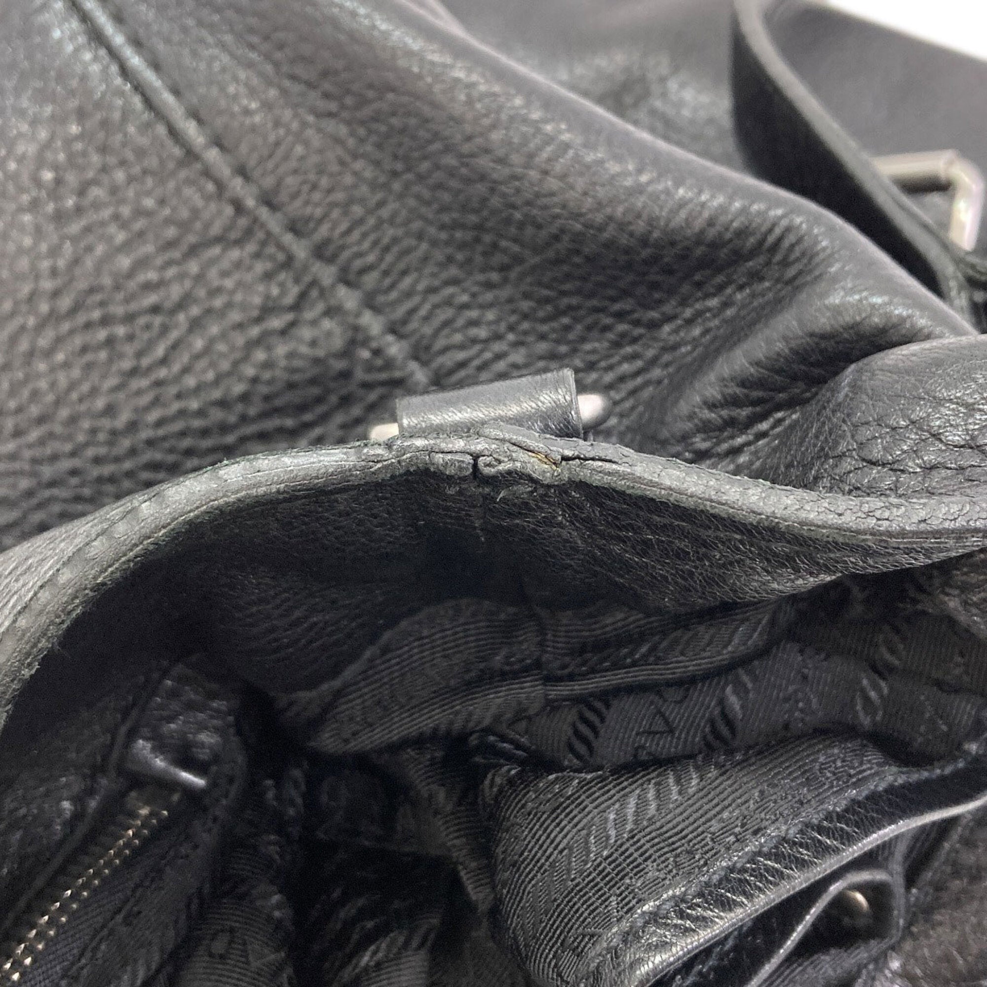 Prada Black Leather Tote Bag (Pre-Owned)