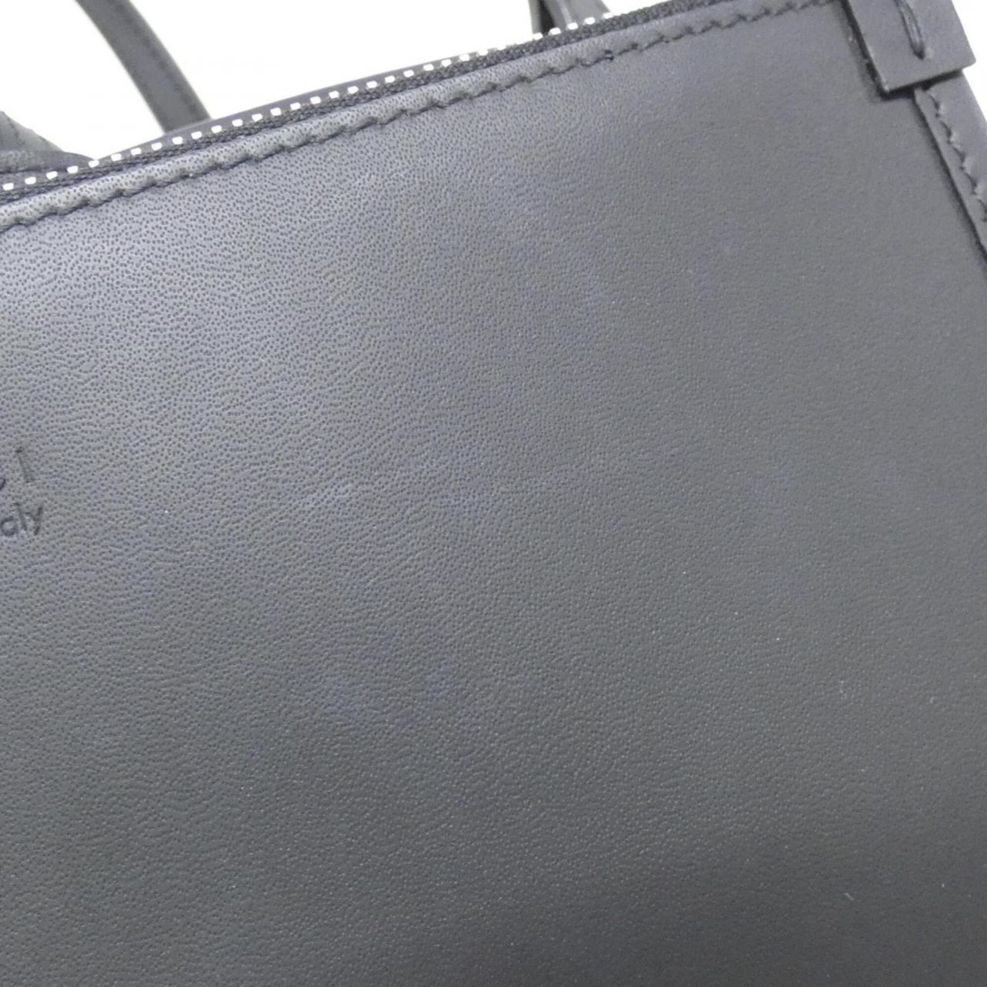 Gucci Black Gg Leather Handbag Pouch (Pre-Owned)