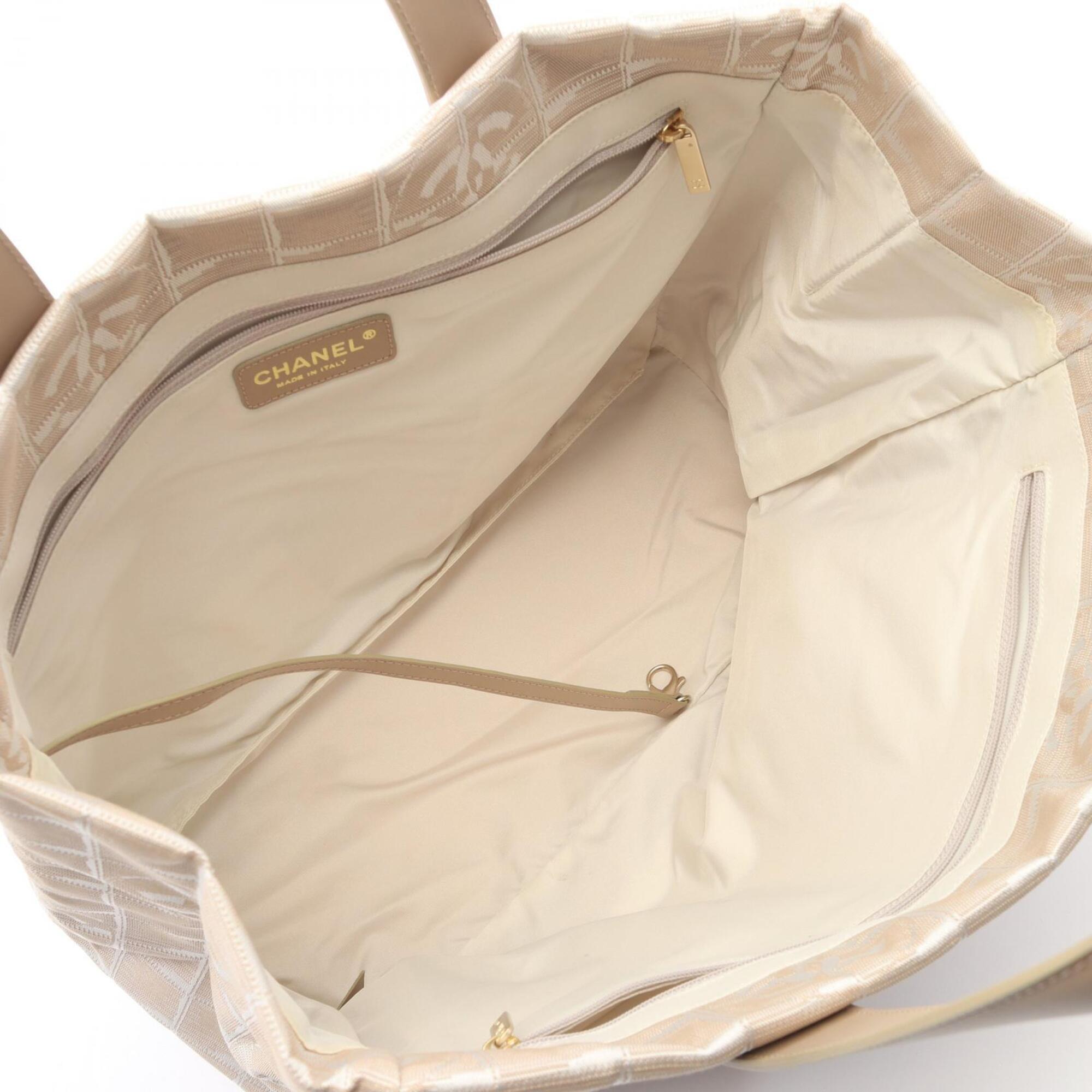 Chanel Beige Leather Nylon Canvas Handbag Tote Bag (Pre-Owned)