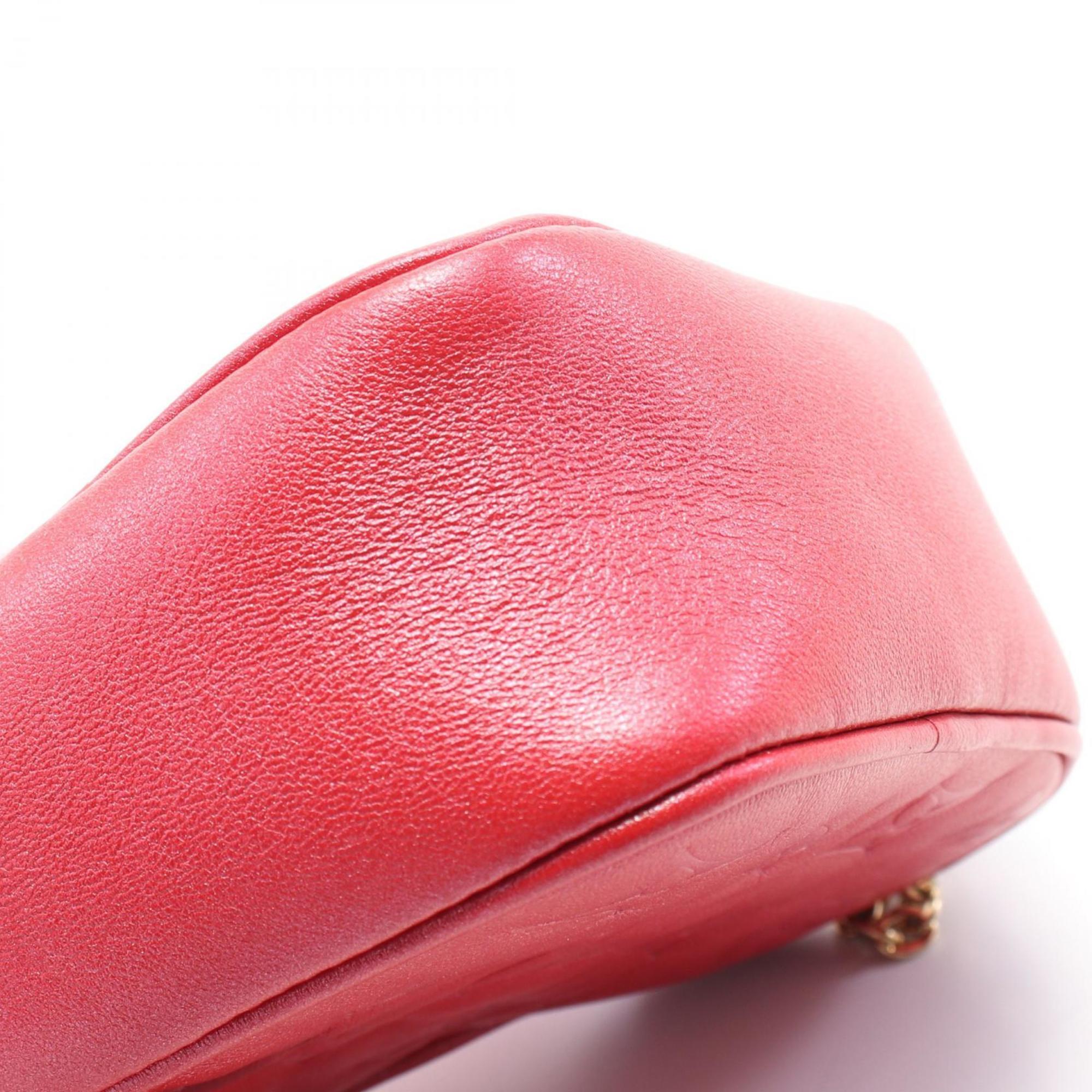 Louis Vuitton Red Color Leather Shoulder Bag (Pre-Owned)