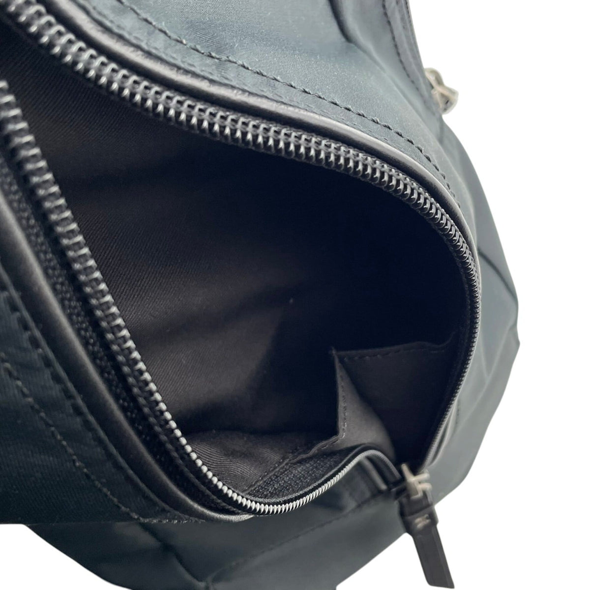 Coach Black Nylon Leather Shoulder Bag Sling Bag (Pre-Owned)