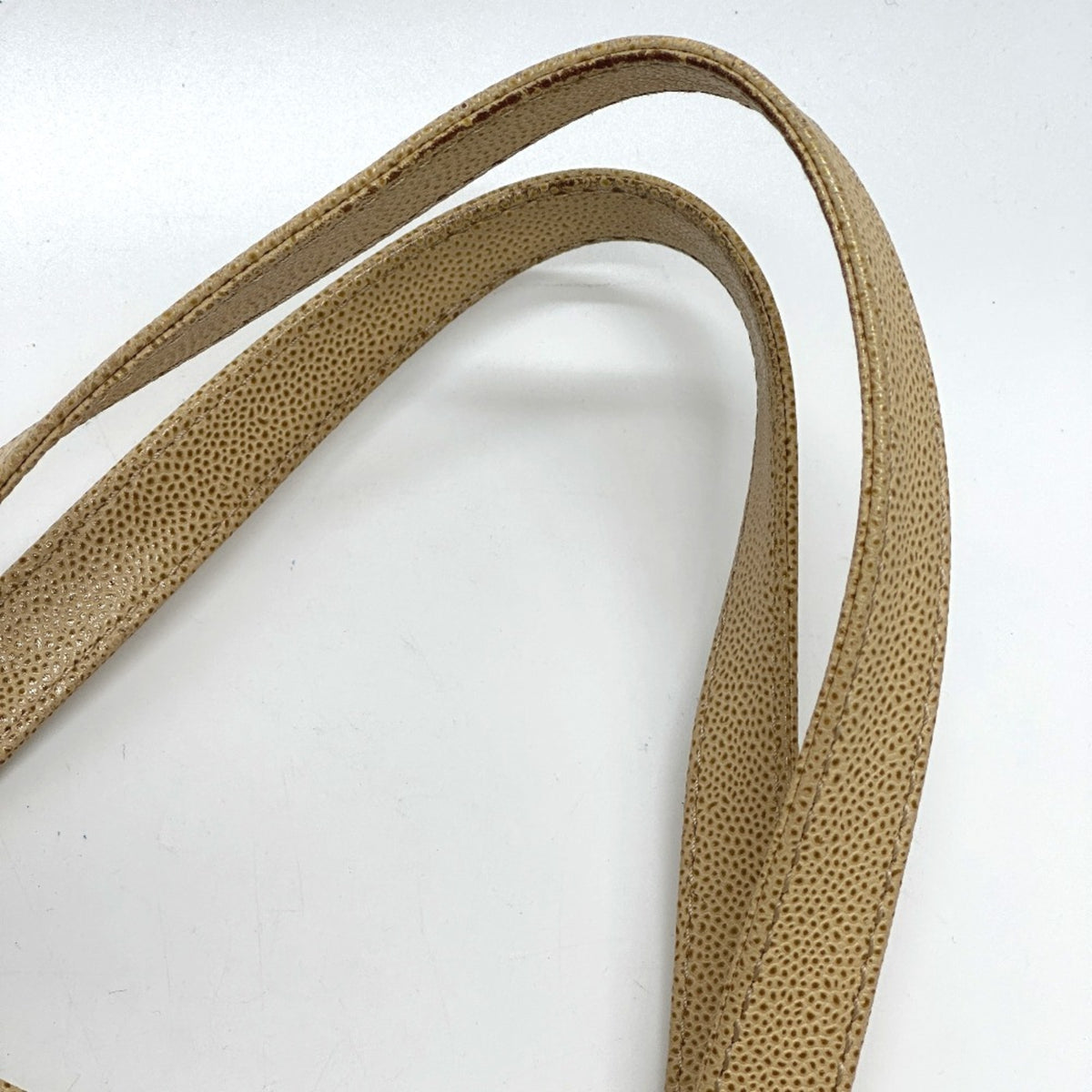 Chanel Beige Leather Tote Bag (Pre-Owned)