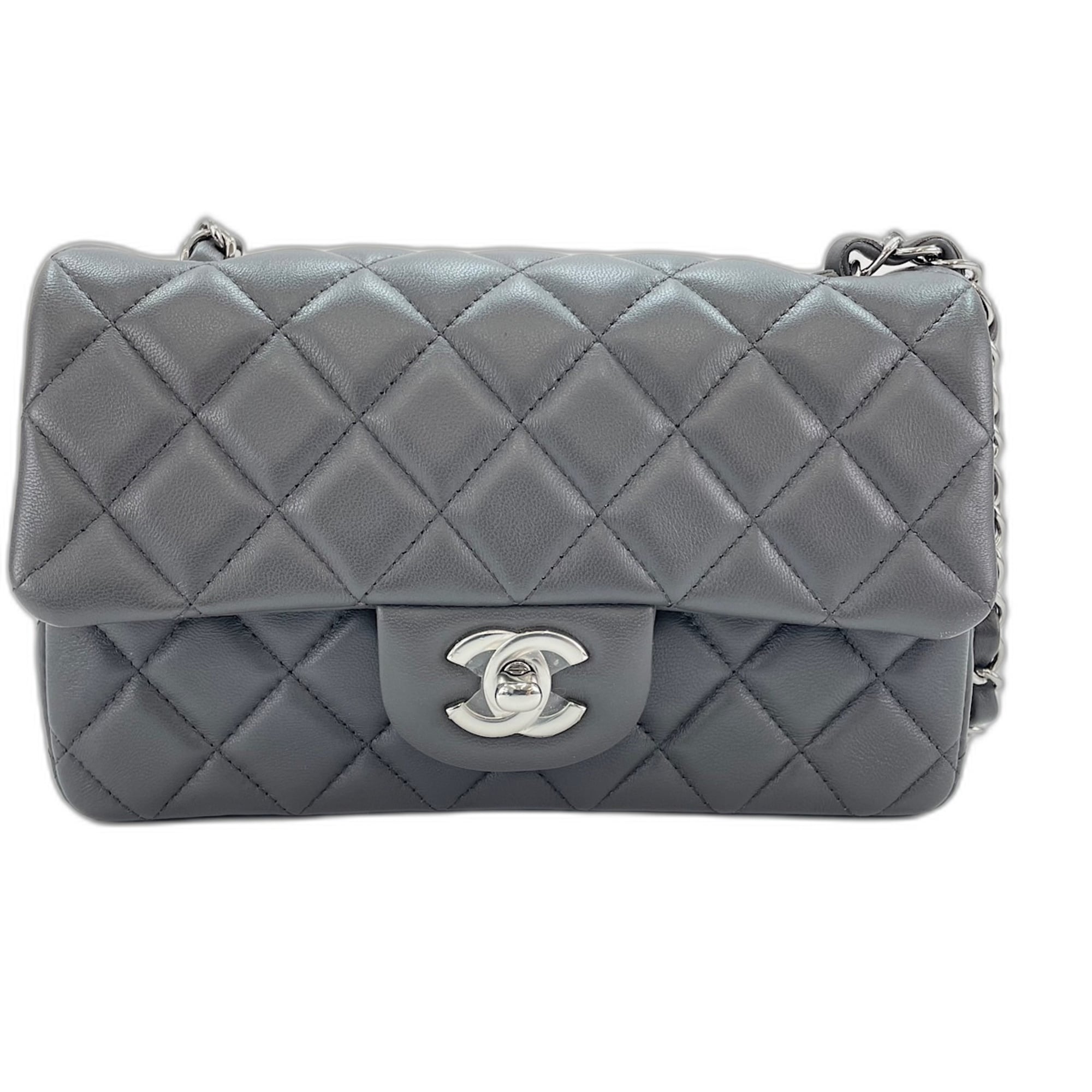 Chanel Gray Leather Shoulder Bag (Pre-Owned)