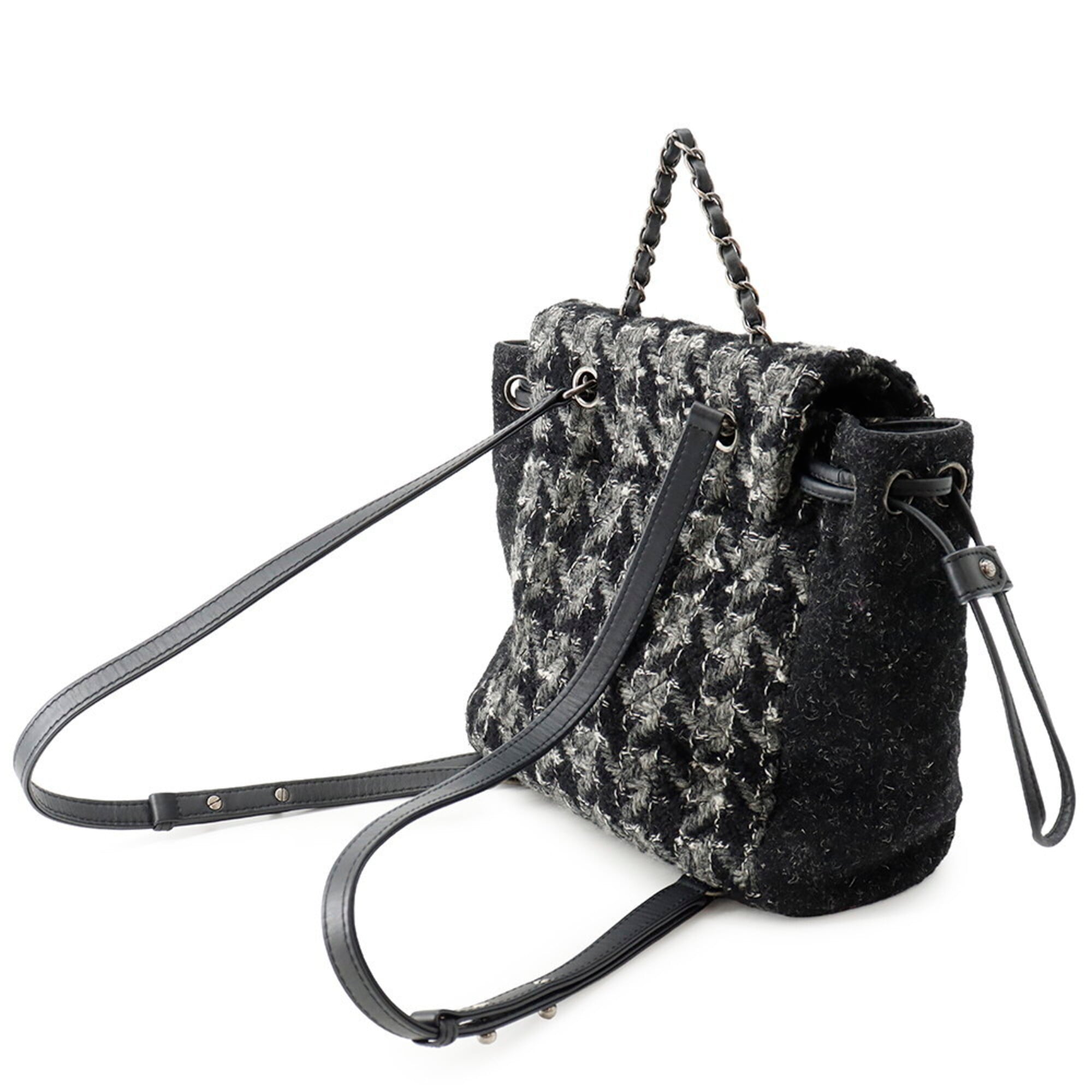 Chanel Black Gray Tweed Handbag (Pre-Owned)