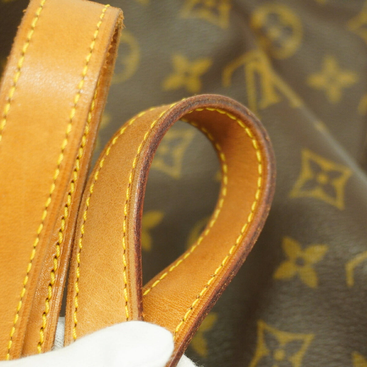 Louis Vuitton Brown Tote Bag (Pre-Owned)