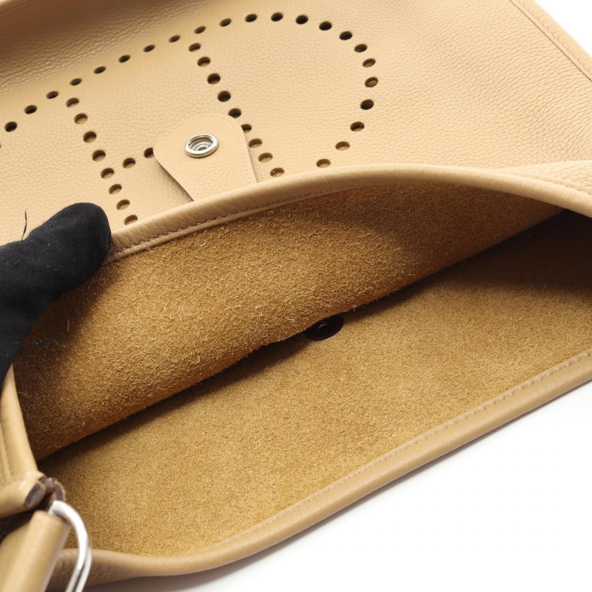 Hermes Beige Taurillon Clemence Leather Shoulder Bag (Pre-Owned)