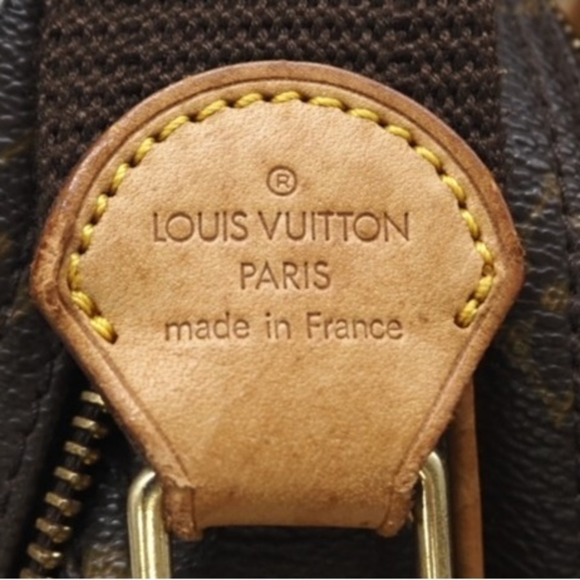 Louis Vuitton Brown Coated Canvas Shoulder Bag (Pre-Owned)