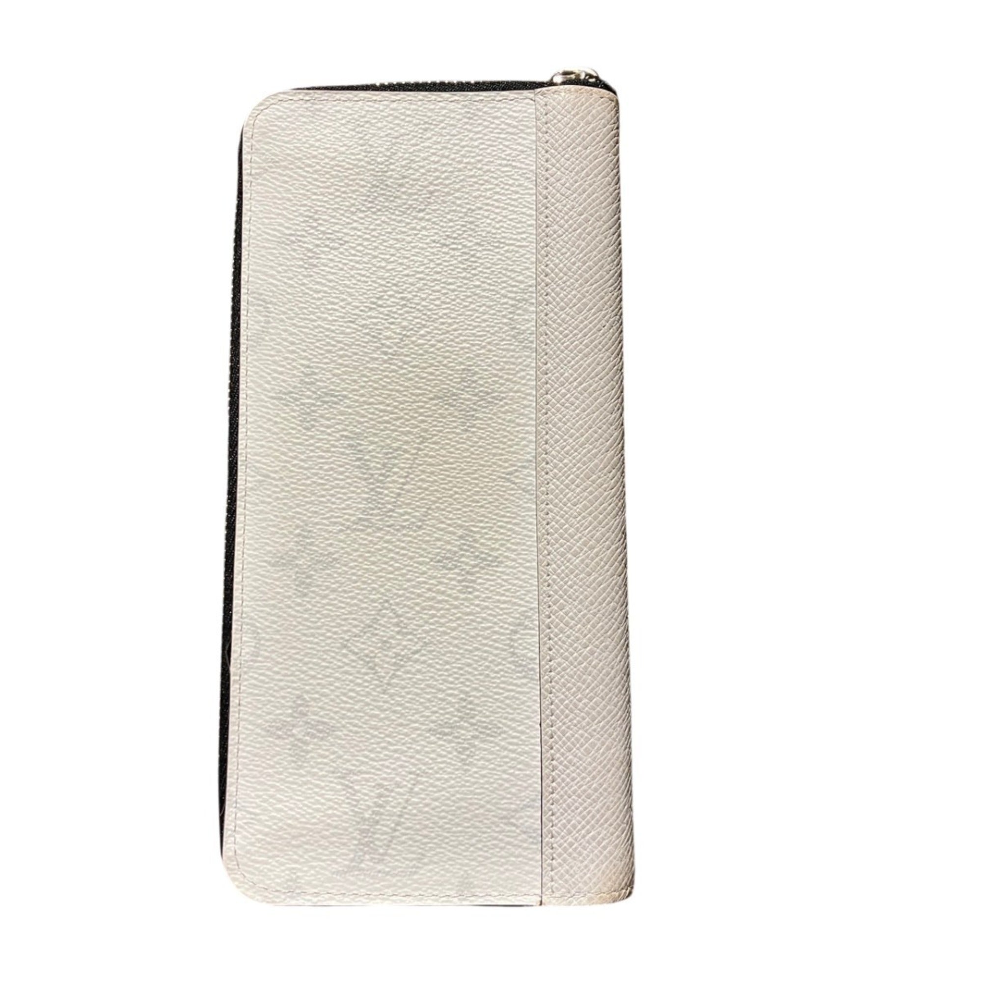 Louis Vuitton Taigarama White Taigarama Long Wallet (Bi-Fold) (Pre-Owned)