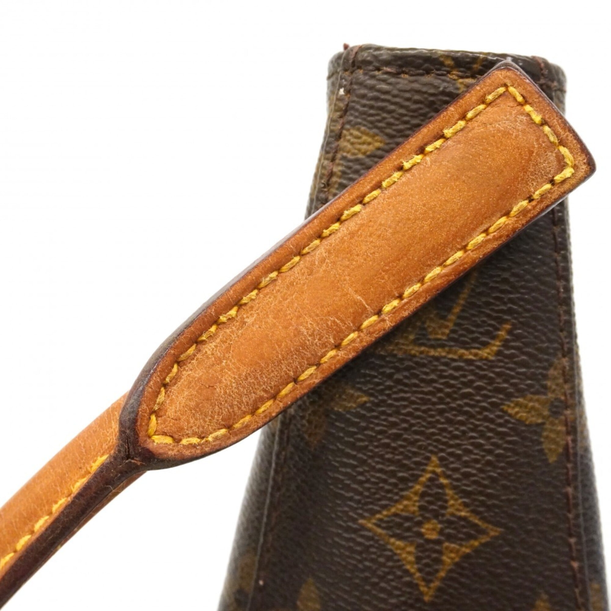 Louis Vuitton Brown Shoulder Bag (Pre-Owned)