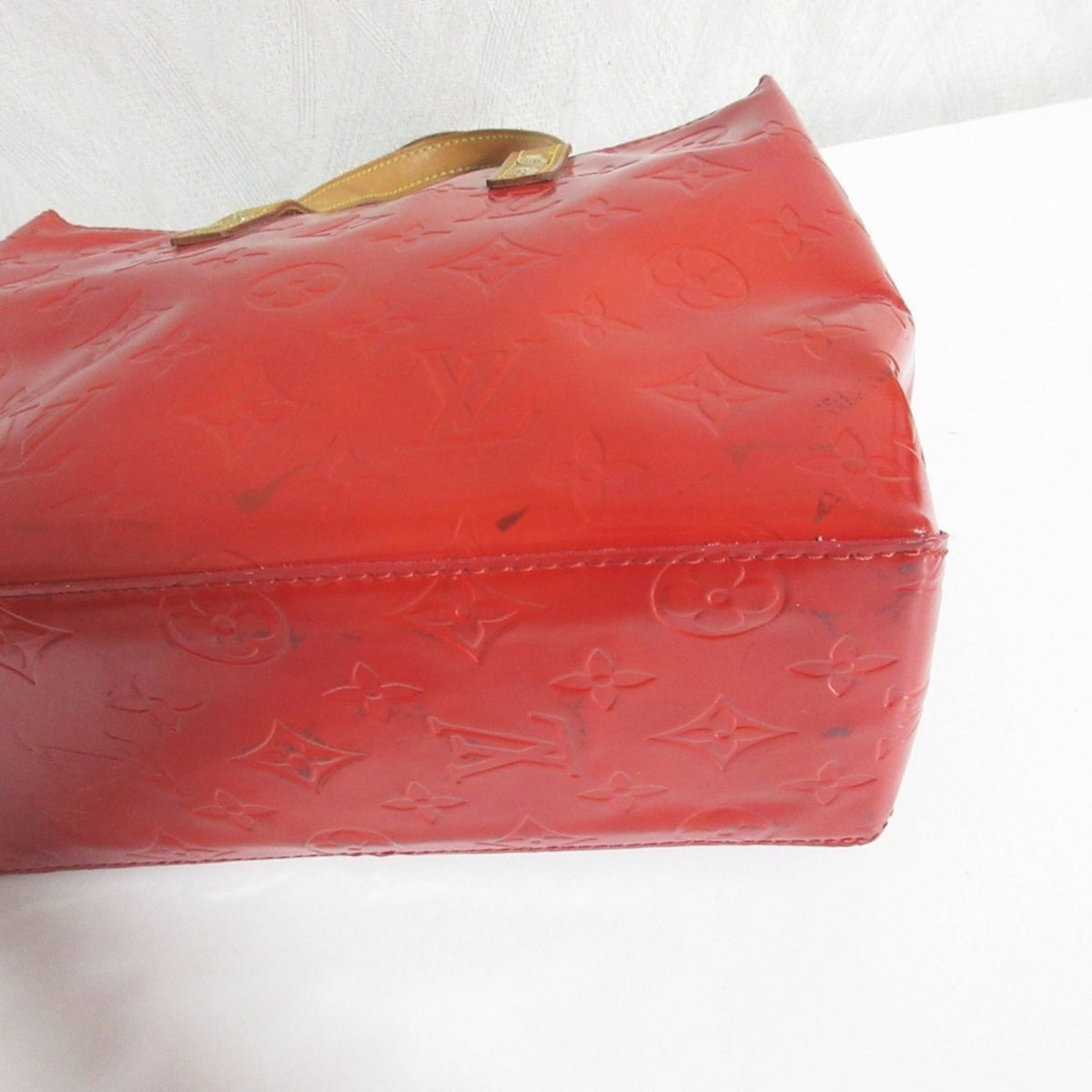 Louis Vuitton Red Color Handbag Tote Bag (Pre-Owned)
