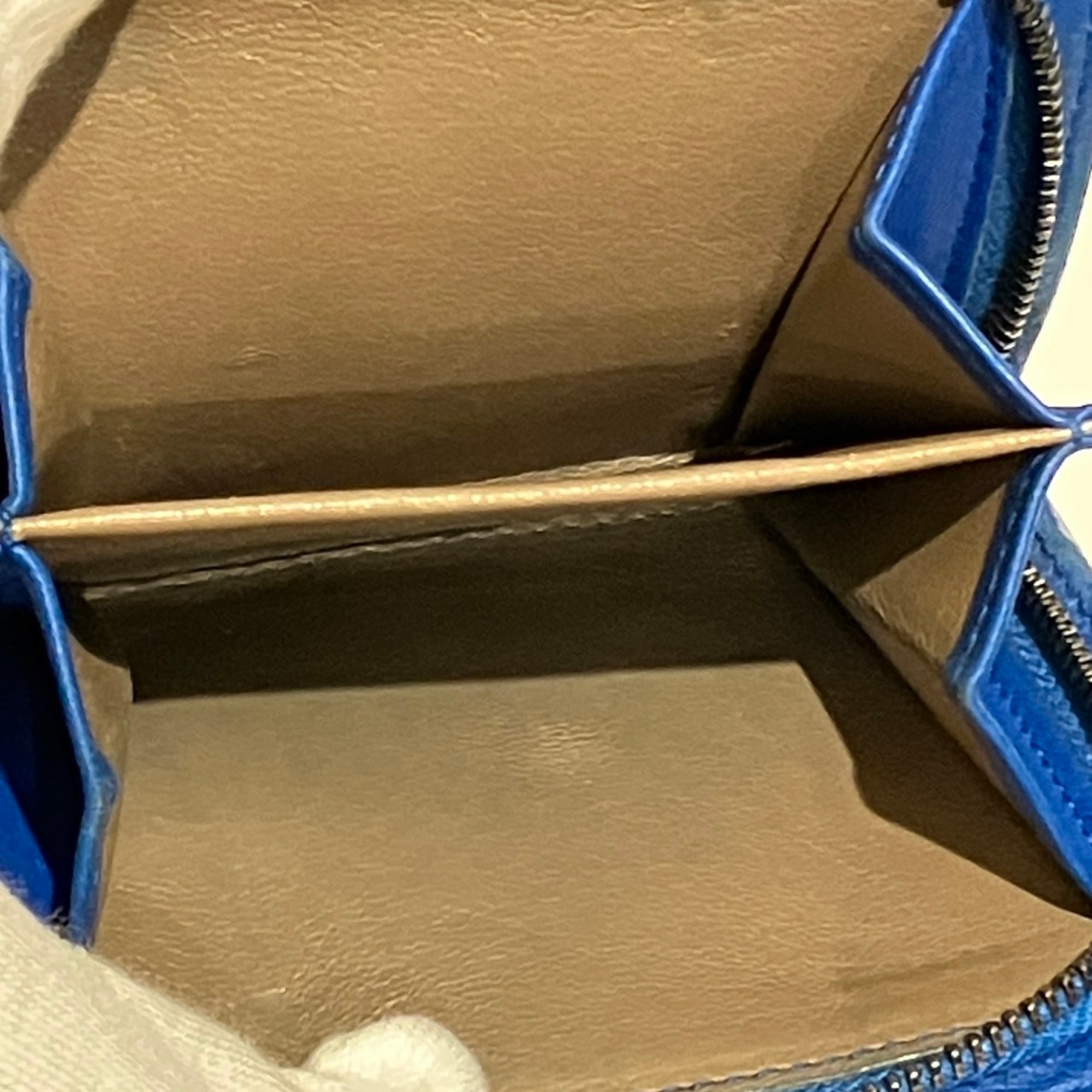 Bottega Veneta Blue Leather Wallet (Bi-Fold) (Pre-Owned)