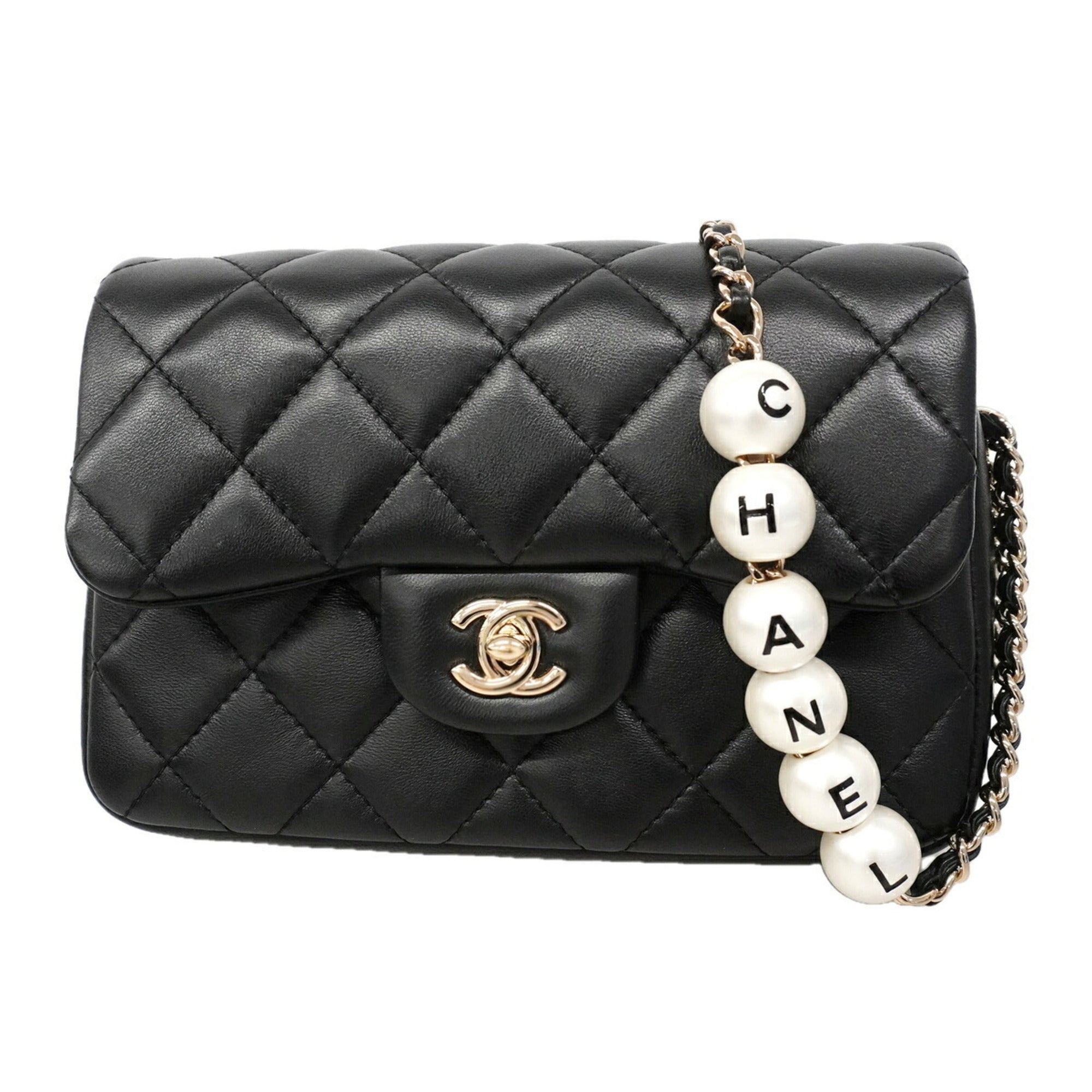 Chanel Black Leather Shoulder Bag (Pre-Owned)