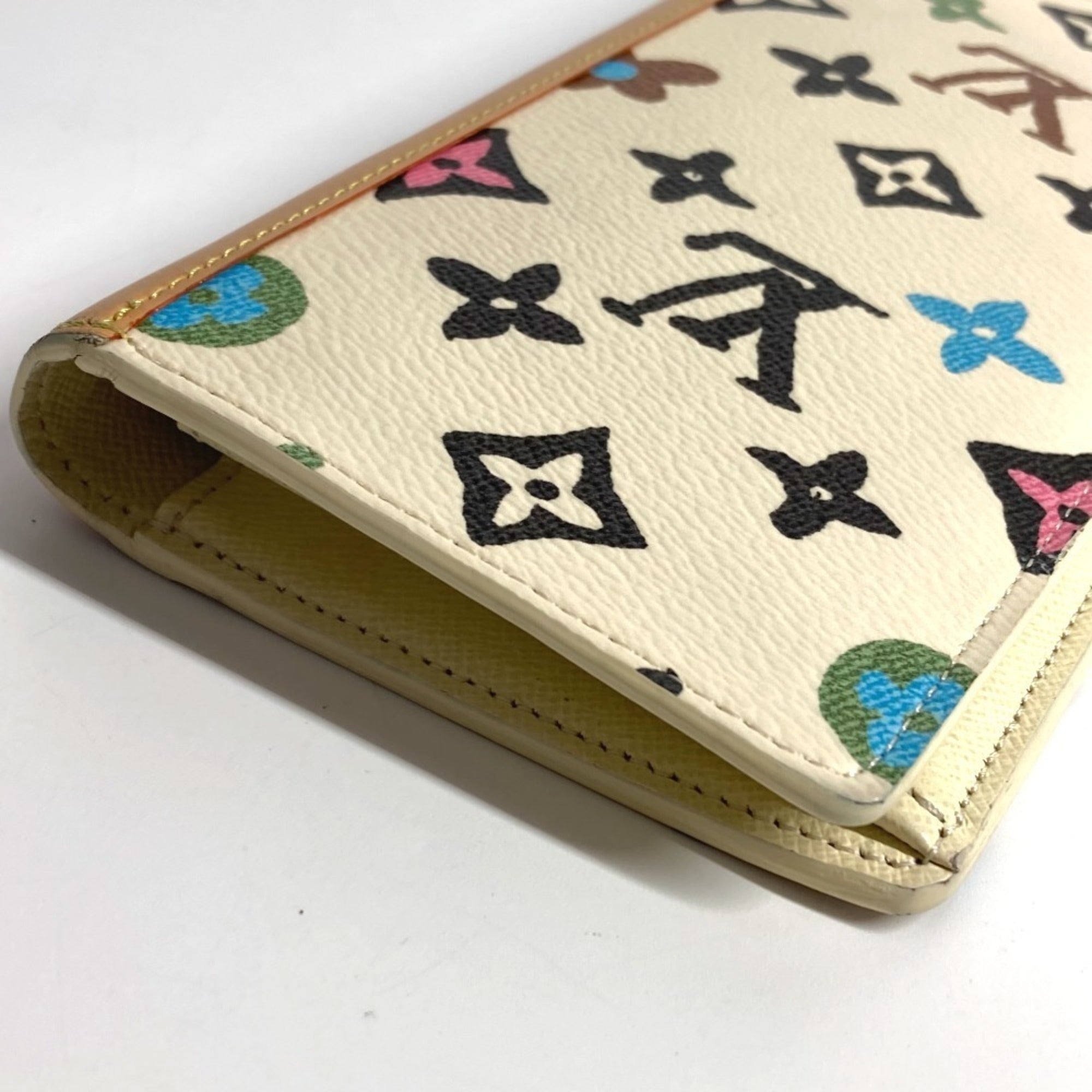 Louis Vuitton Monogram Multi-Color White Monogram Long Wallet (Bi-Fold) (Pre-Owned)