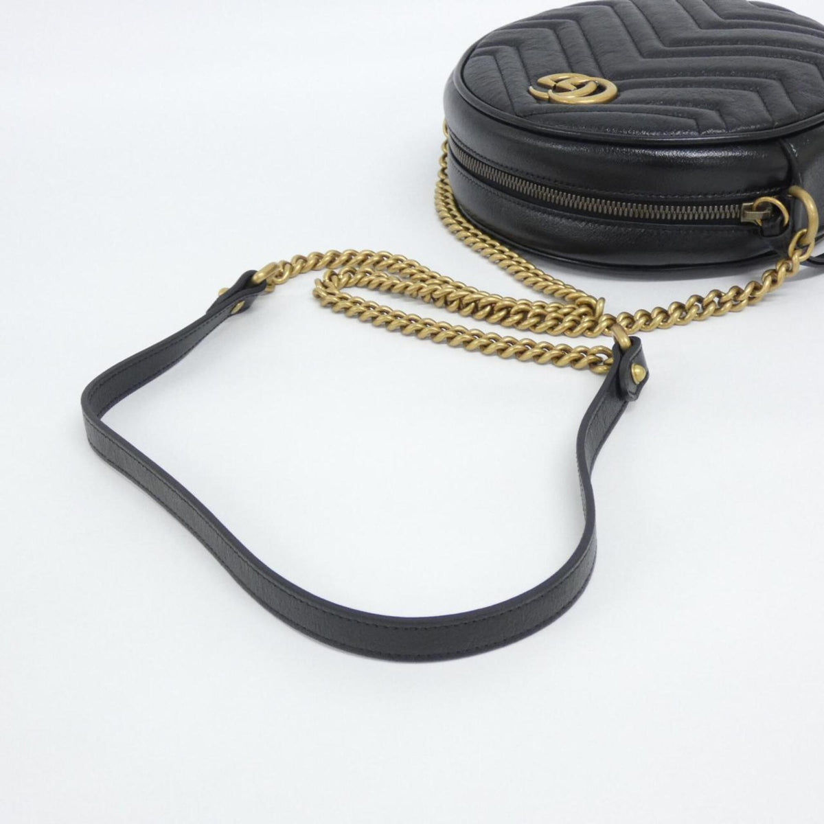 Gucci Black Quilting Leather Shoulder Bag (Pre-Owned)