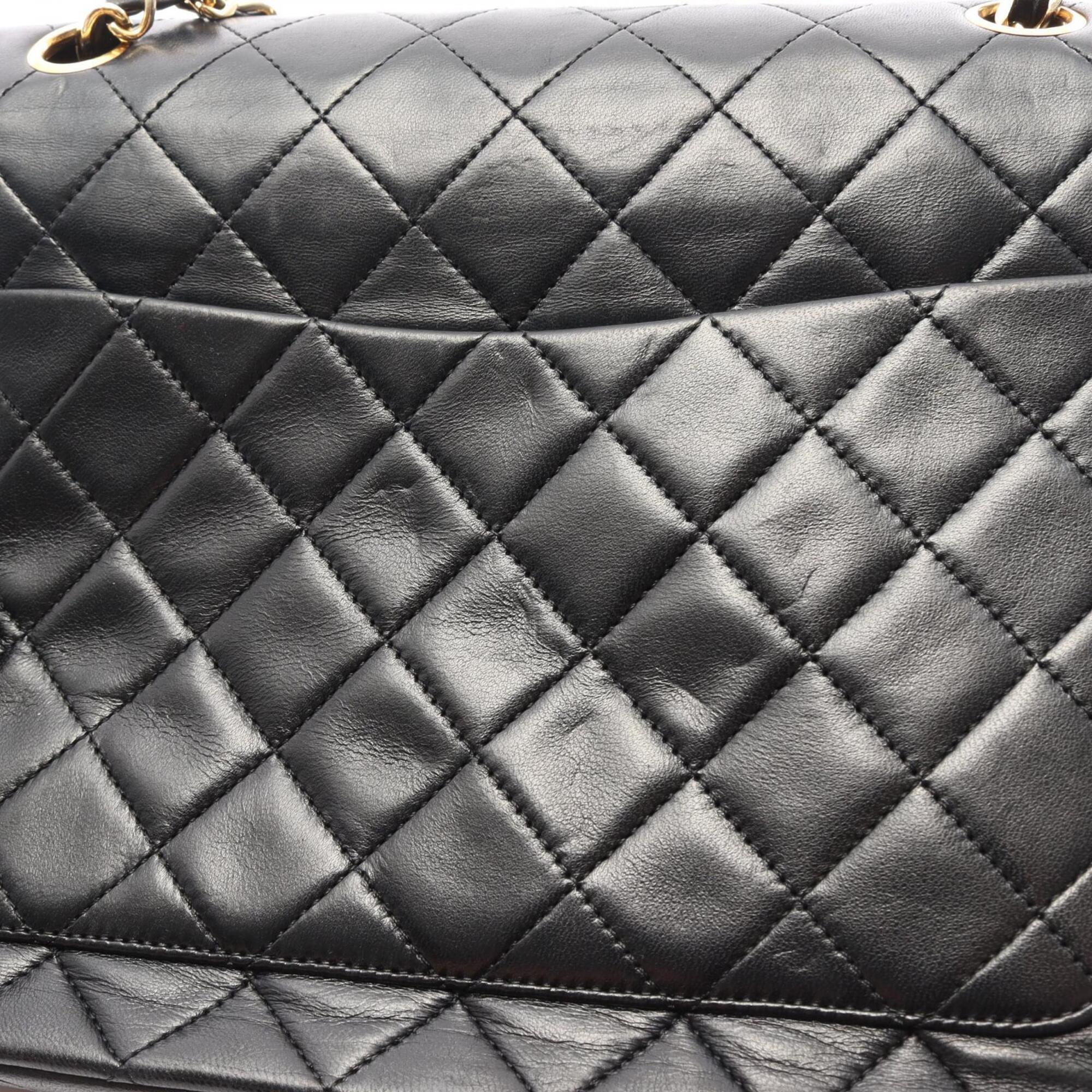 Chanel Black Leather Handbag Shoulder Bag (Pre-Owned)