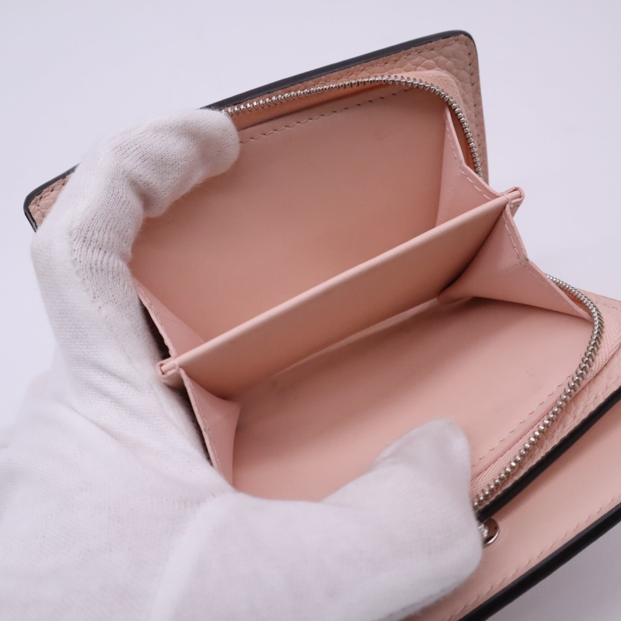 Louis Vuitton Mahina Pink Leather Wallet (Bi-Fold) (Pre-Owned)