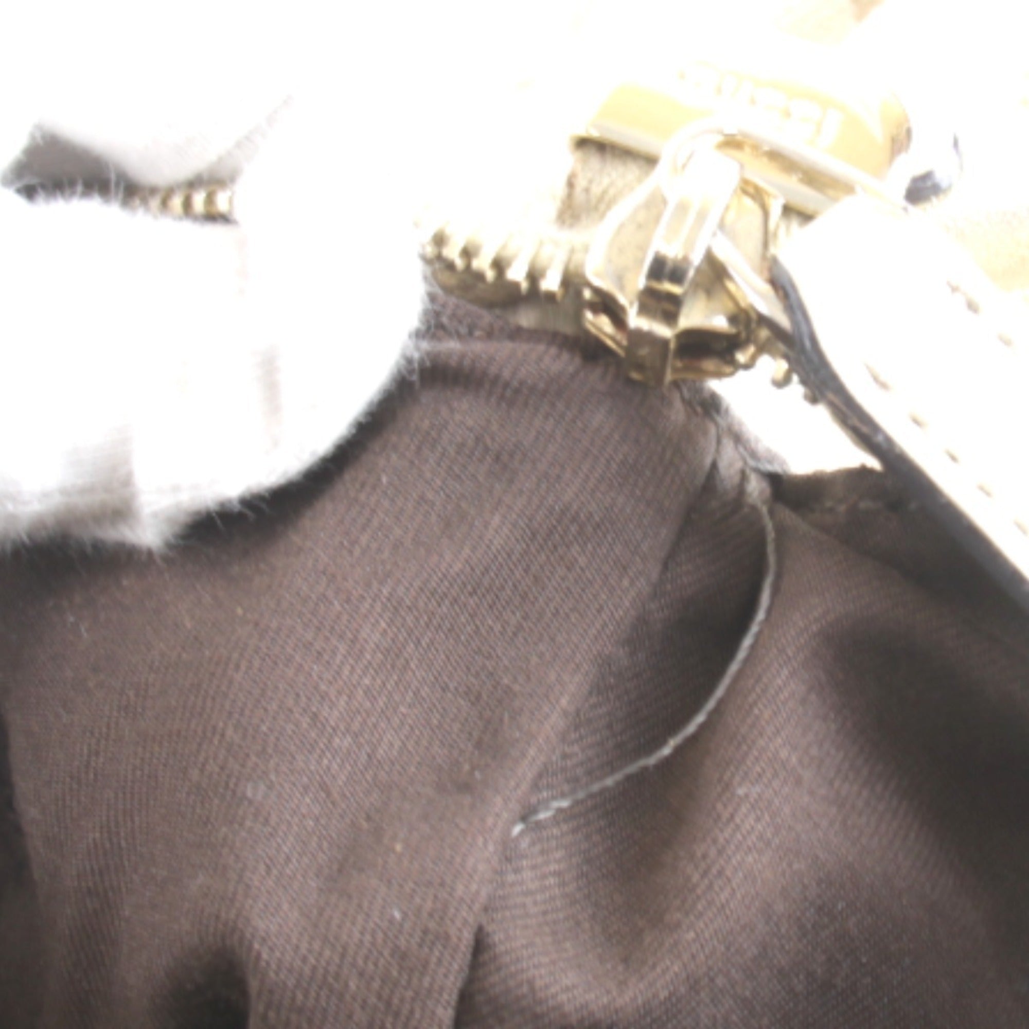 Gucci Gold Gg Canvas Handbag (Pre-Owned)