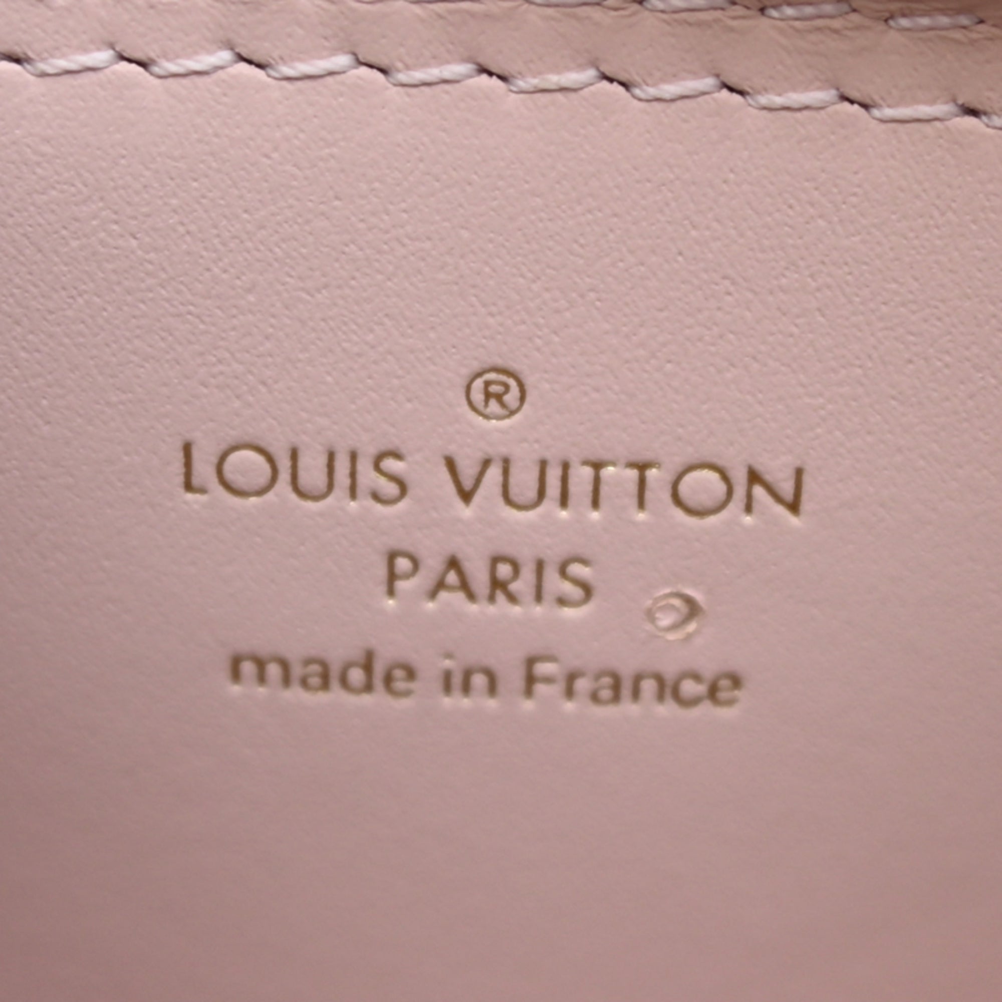 Louis Vuitton Pink Leather Shoulder Bag (Pre-Owned)