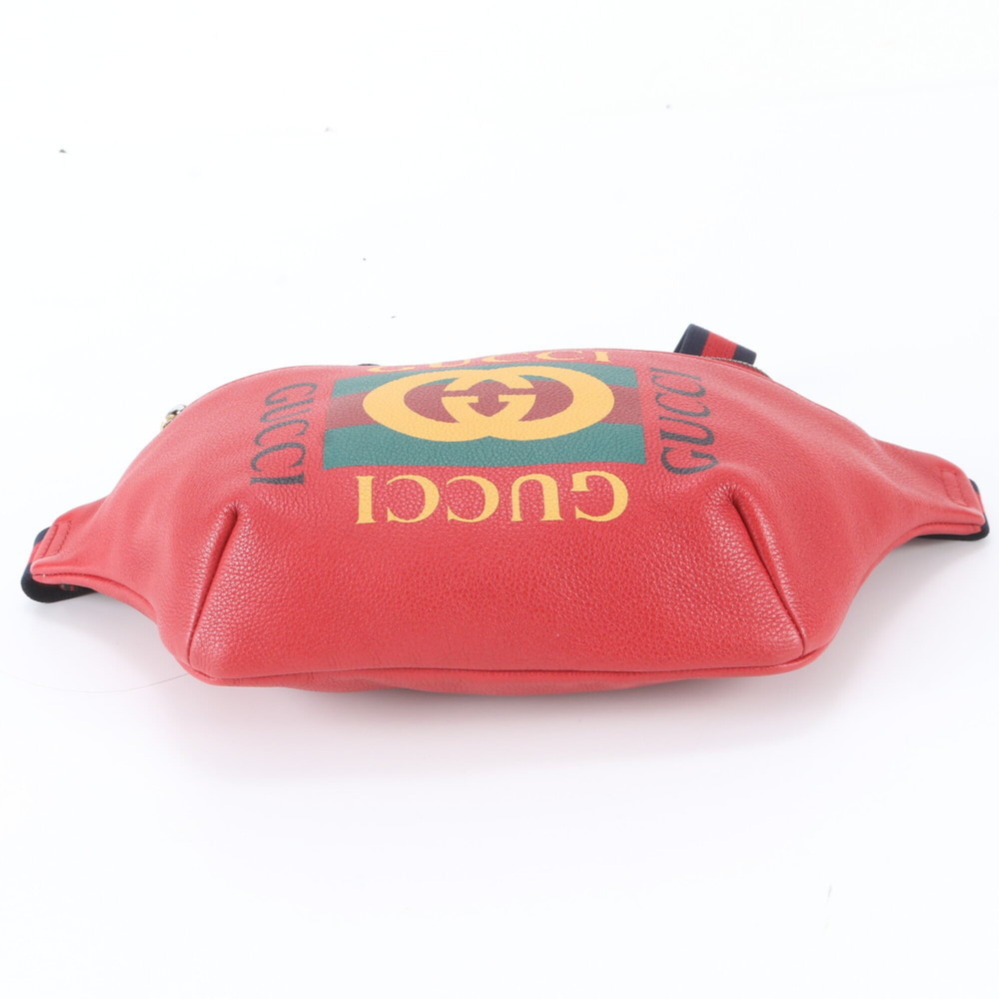 Gucci Red Color Leather Pouch Shoulder Bag Sling Bag (Pre-Owned)