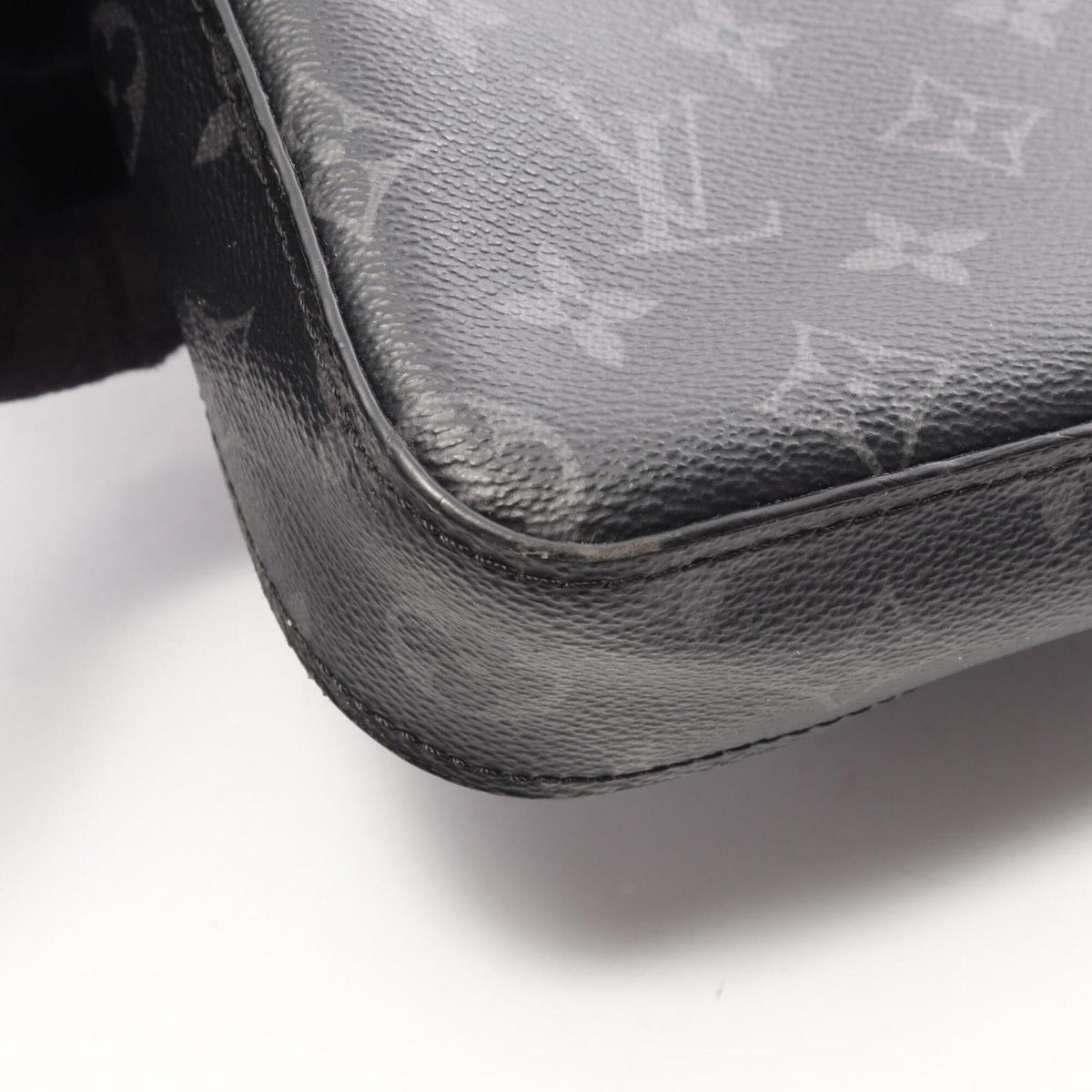 Louis Vuitton Black Gray Coated Canvas Pvc Monogram Eclipse Leather Handbag Shoulder Bag (Pre-Owned)