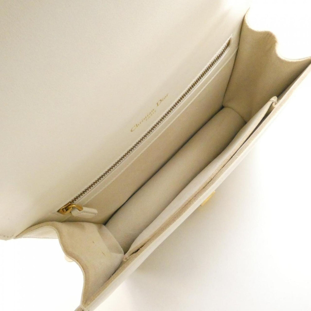 Christian Dior White Leather Shoulder Bag (Pre-Owned)