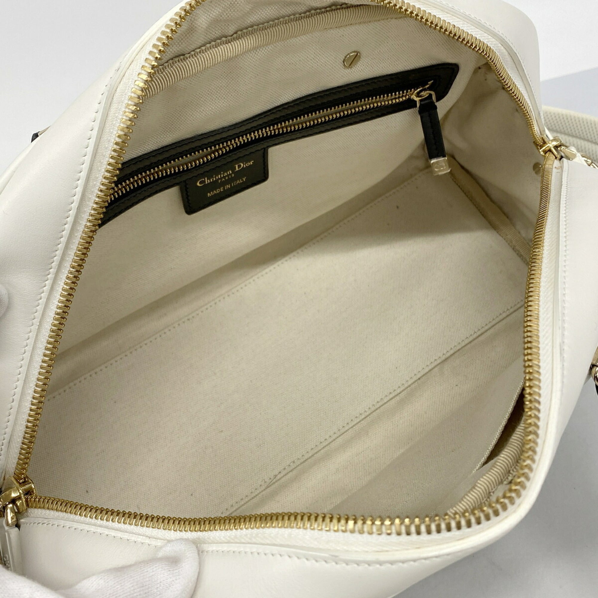 Christian Dior Black White Leather Handbag (Pre-Owned)