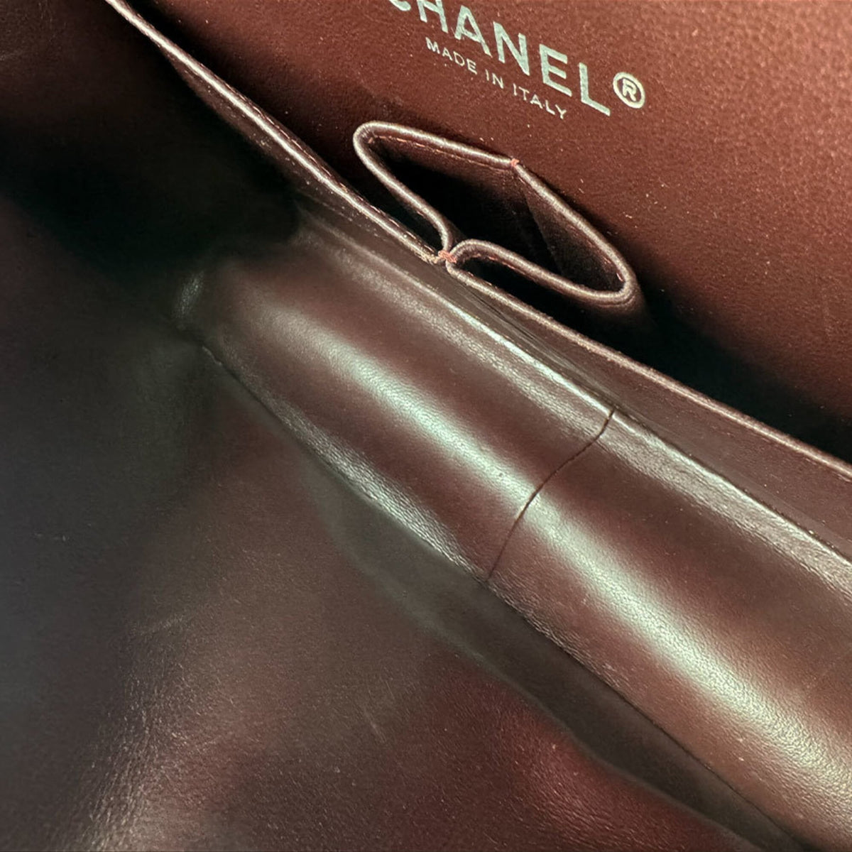 Chanel Black Grained Calfskin Shoulder Bag (Pre-Owned)