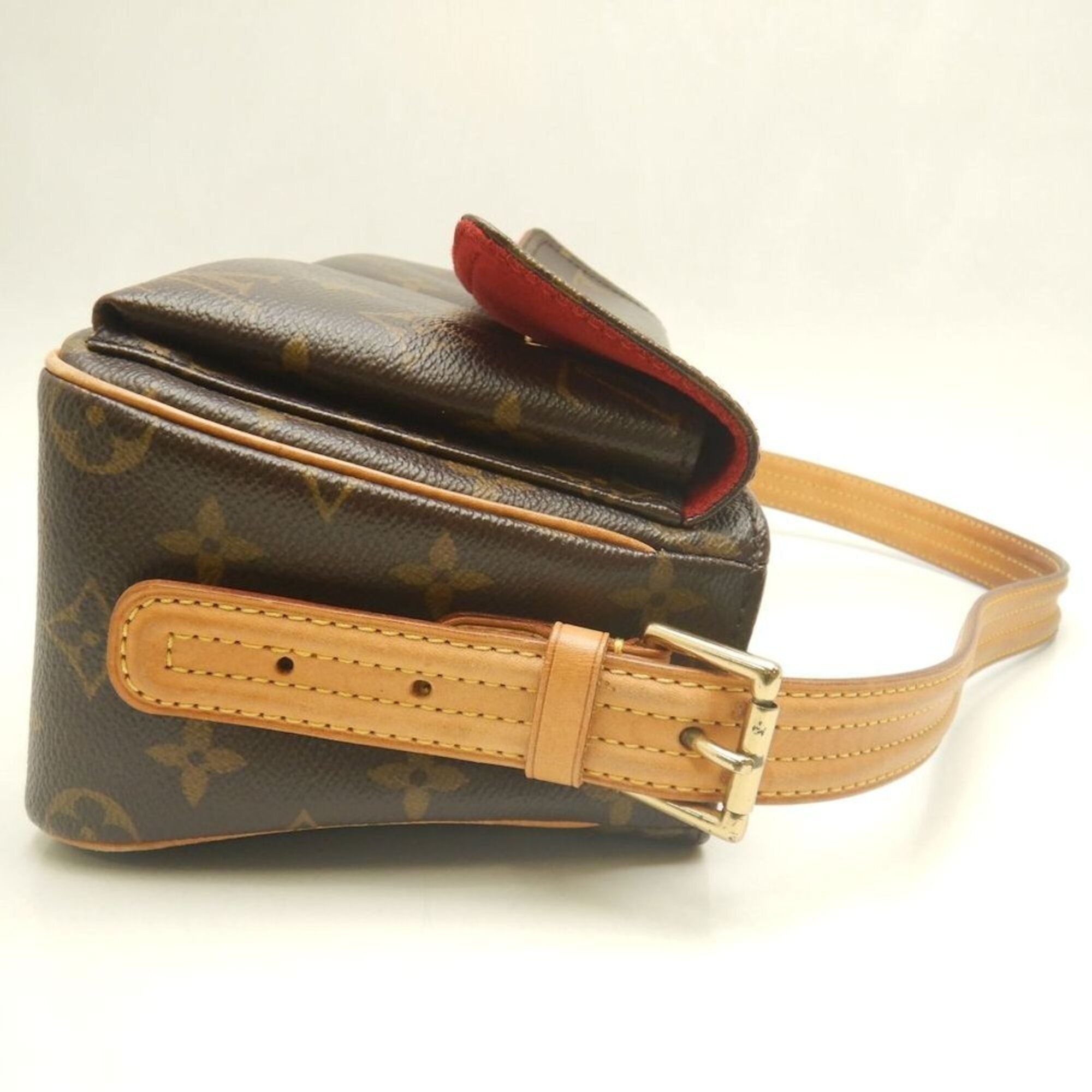 Louis Vuitton Monogram Brown Monogram Shoulder Bag (Pre-Owned)