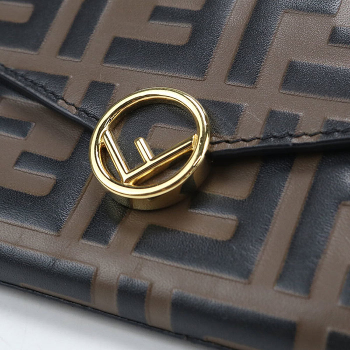 Fendi Brown Leather Long Wallet (Bi-Fold) (Pre-Owned)