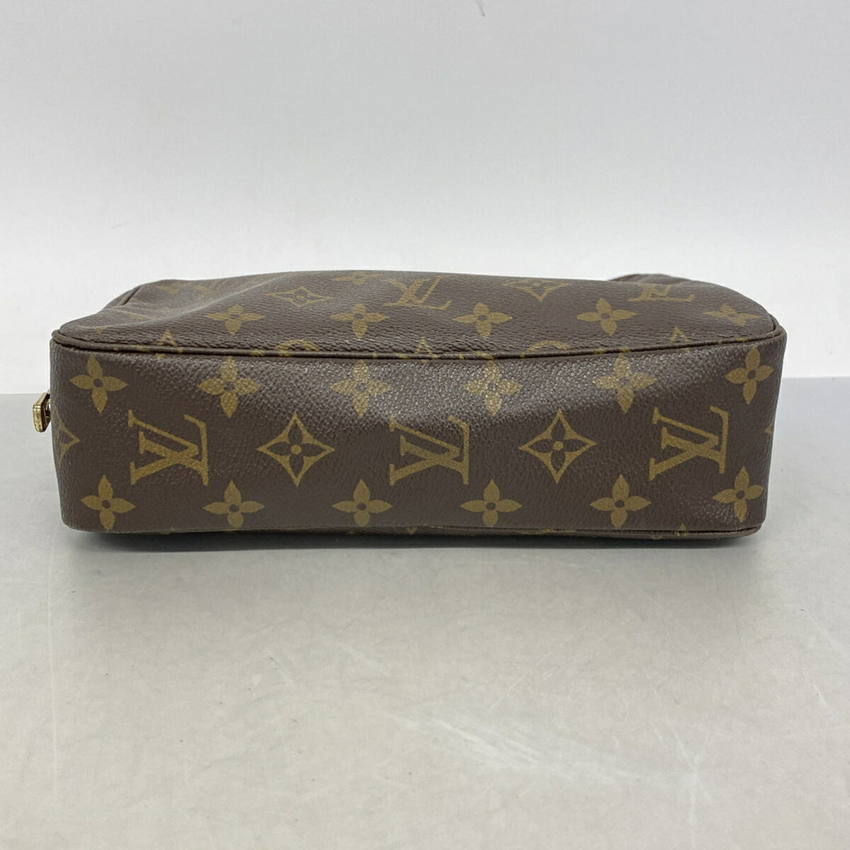 Louis Vuitton Brown Pouch (Pre-Owned)