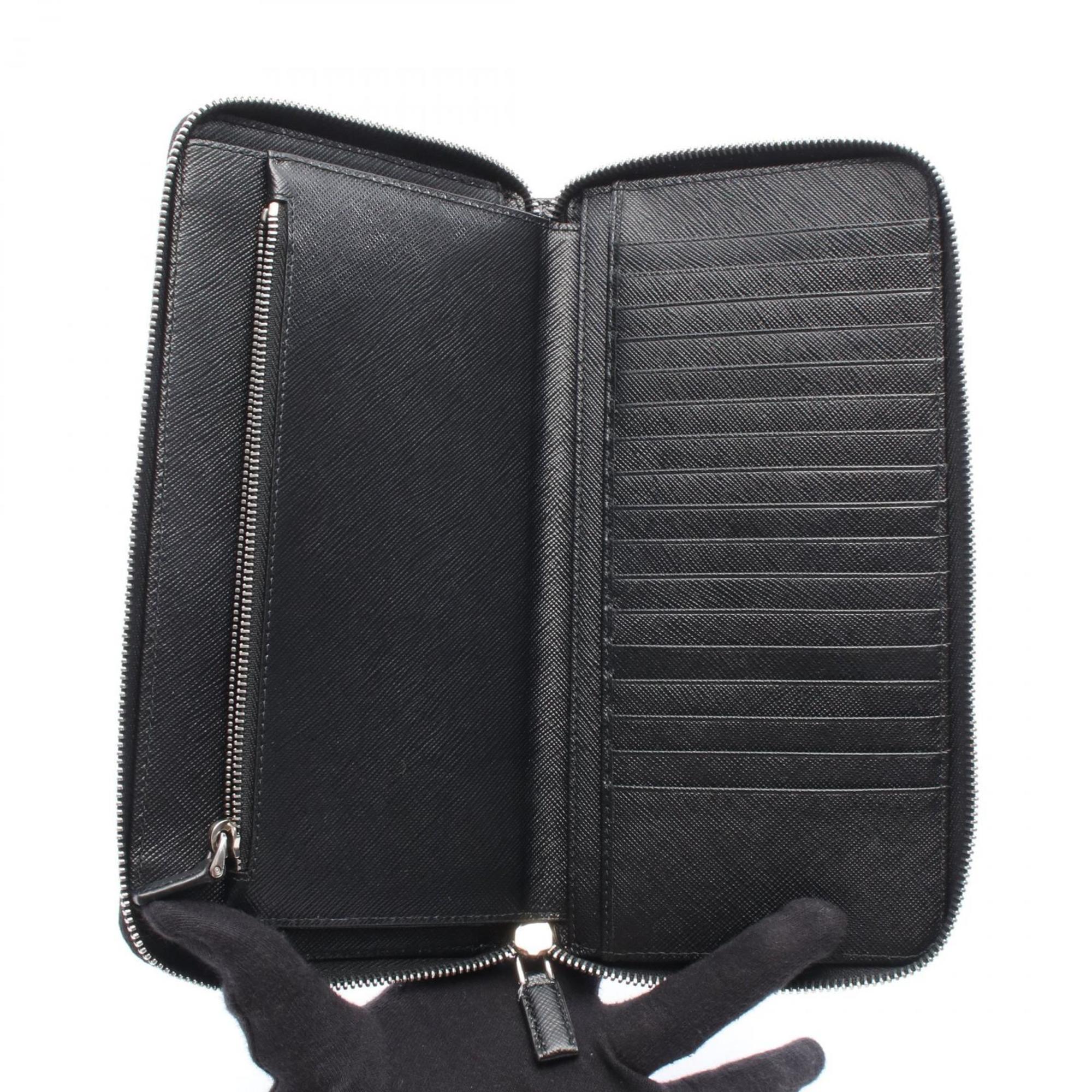 Prada Black Leather Long Wallet (Bi-Fold) (Pre-Owned)