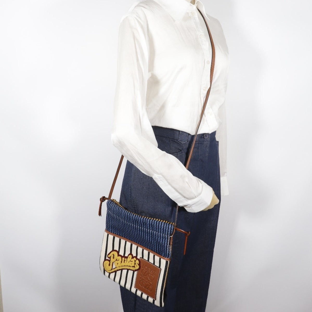Loewe Blue White Canvas Shoulder Bag (Pre-Owned)