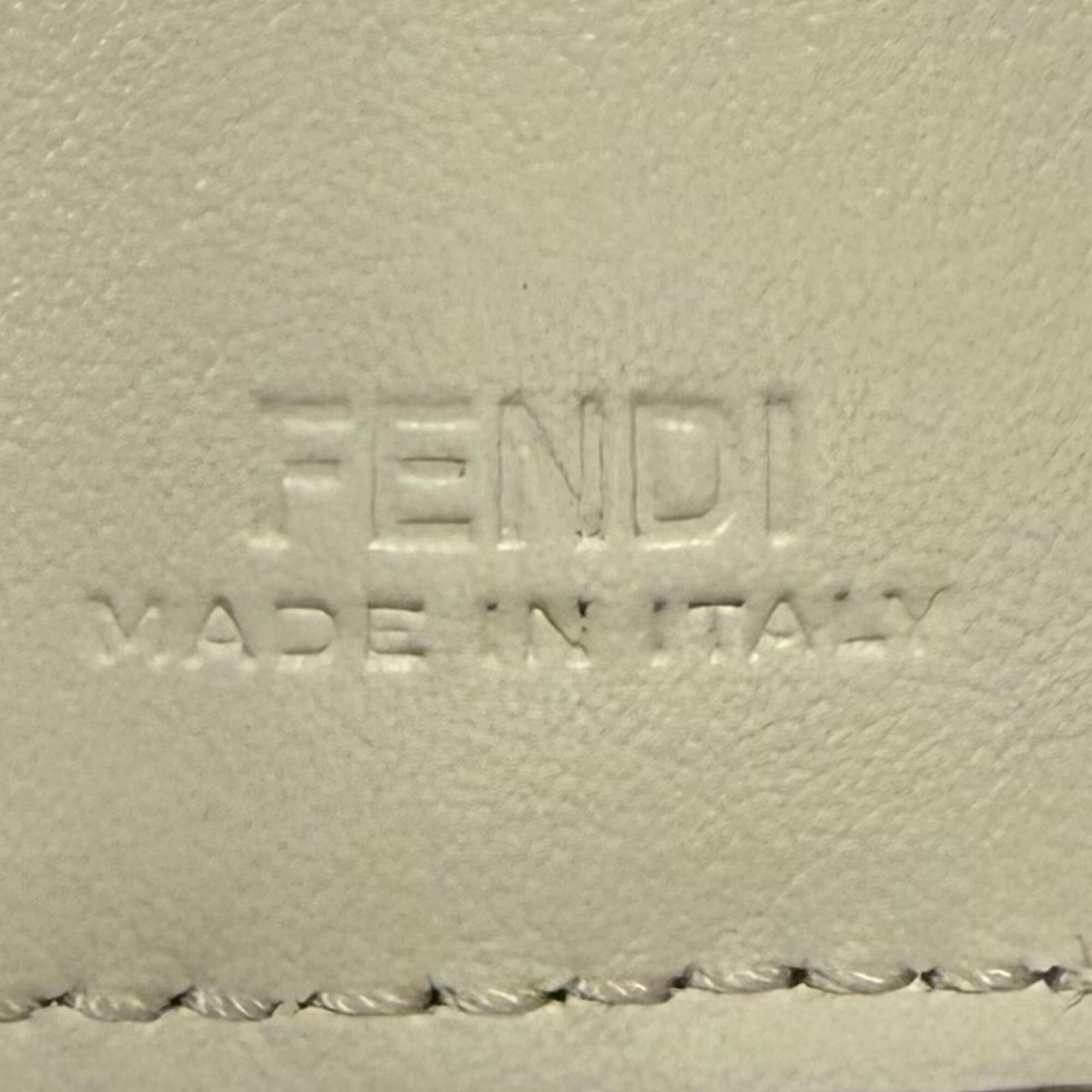 Fendi Beige Leather Wallet (Bi-Fold) (Pre-Owned)