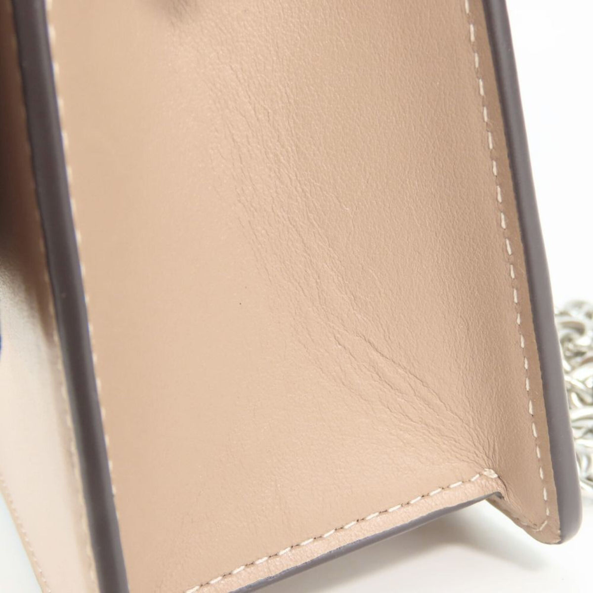 Coach Beige Leather Shoulder Bag (Pre-Owned)