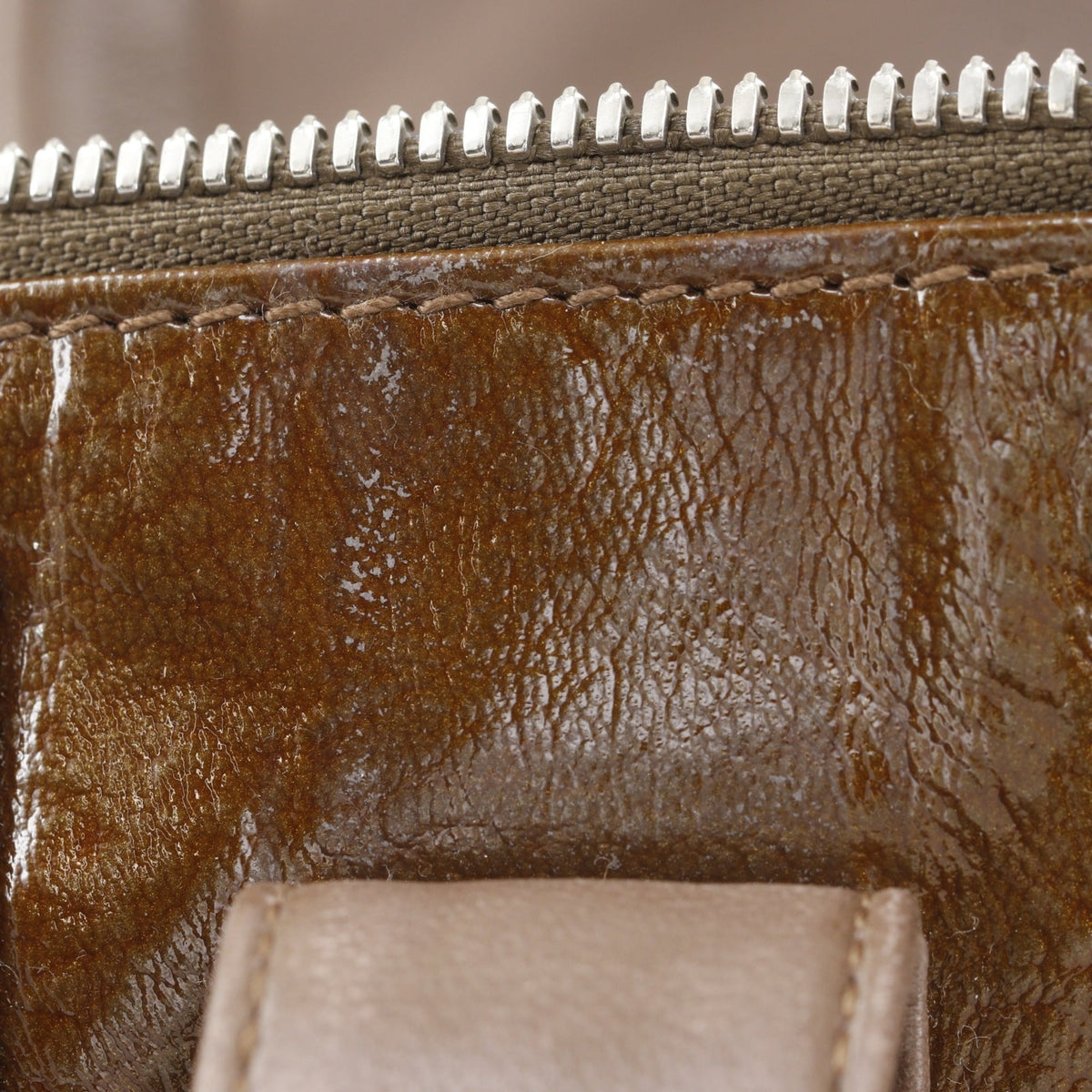 Loewe Brown Leather Handbag (Pre-Owned)