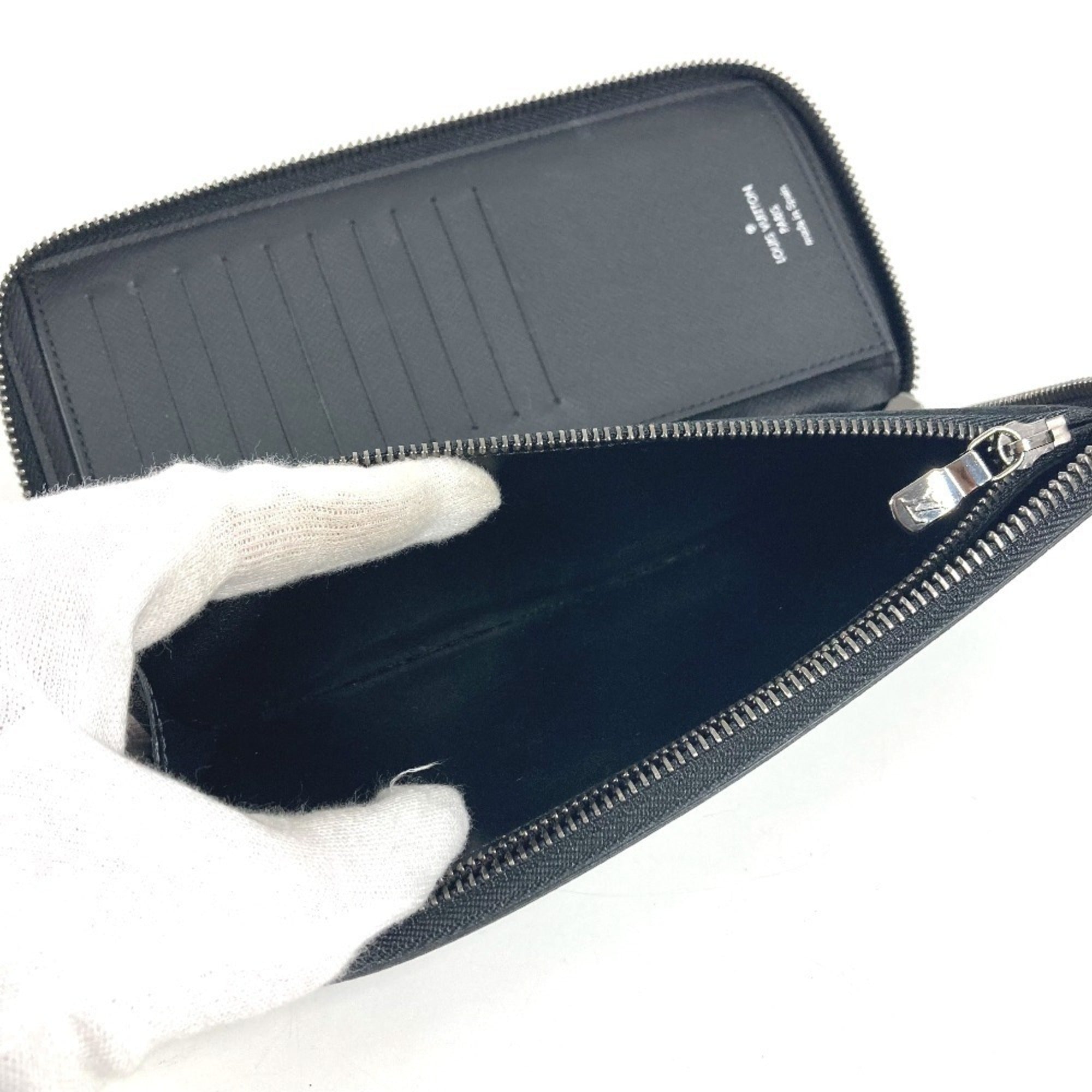 Louis Vuitton Black Monogram Eclipse Canvas Long Wallet (Bi-Fold) (Pre-Owned)
