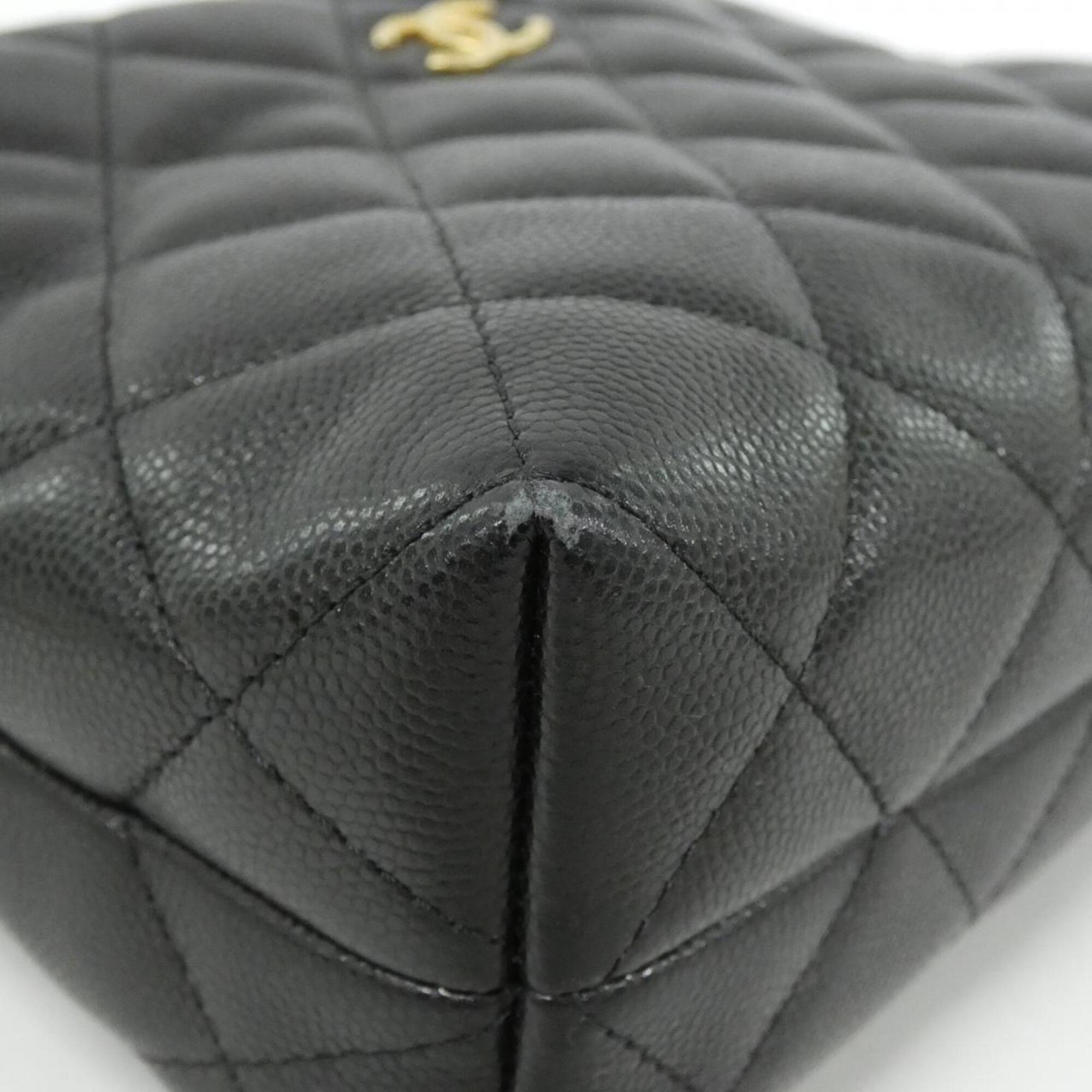 Chanel Black Grained Calfskin Handbag Shoulder Bag (Pre-Owned)