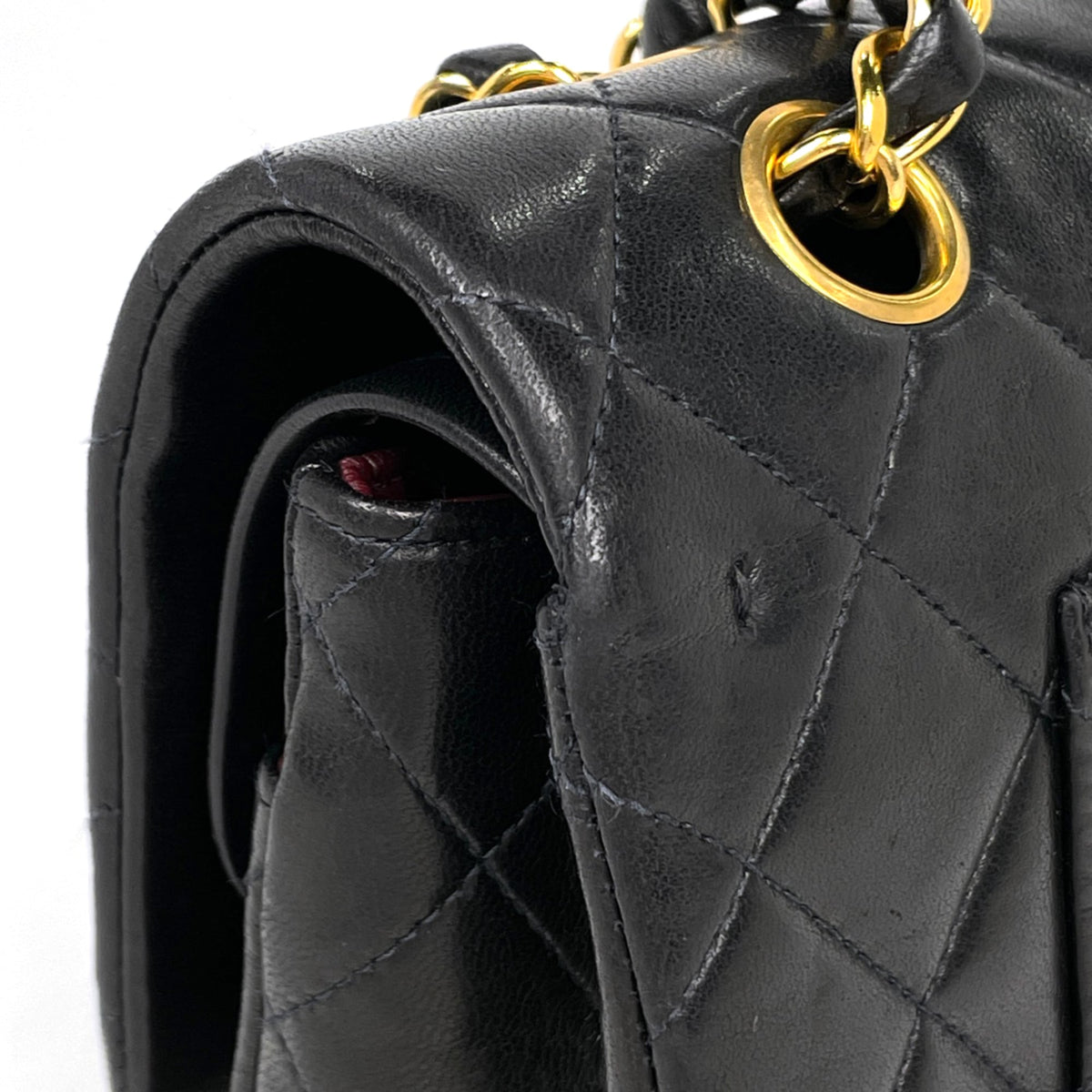 Chanel Black Leather Shoulder Bag (Pre-Owned)
