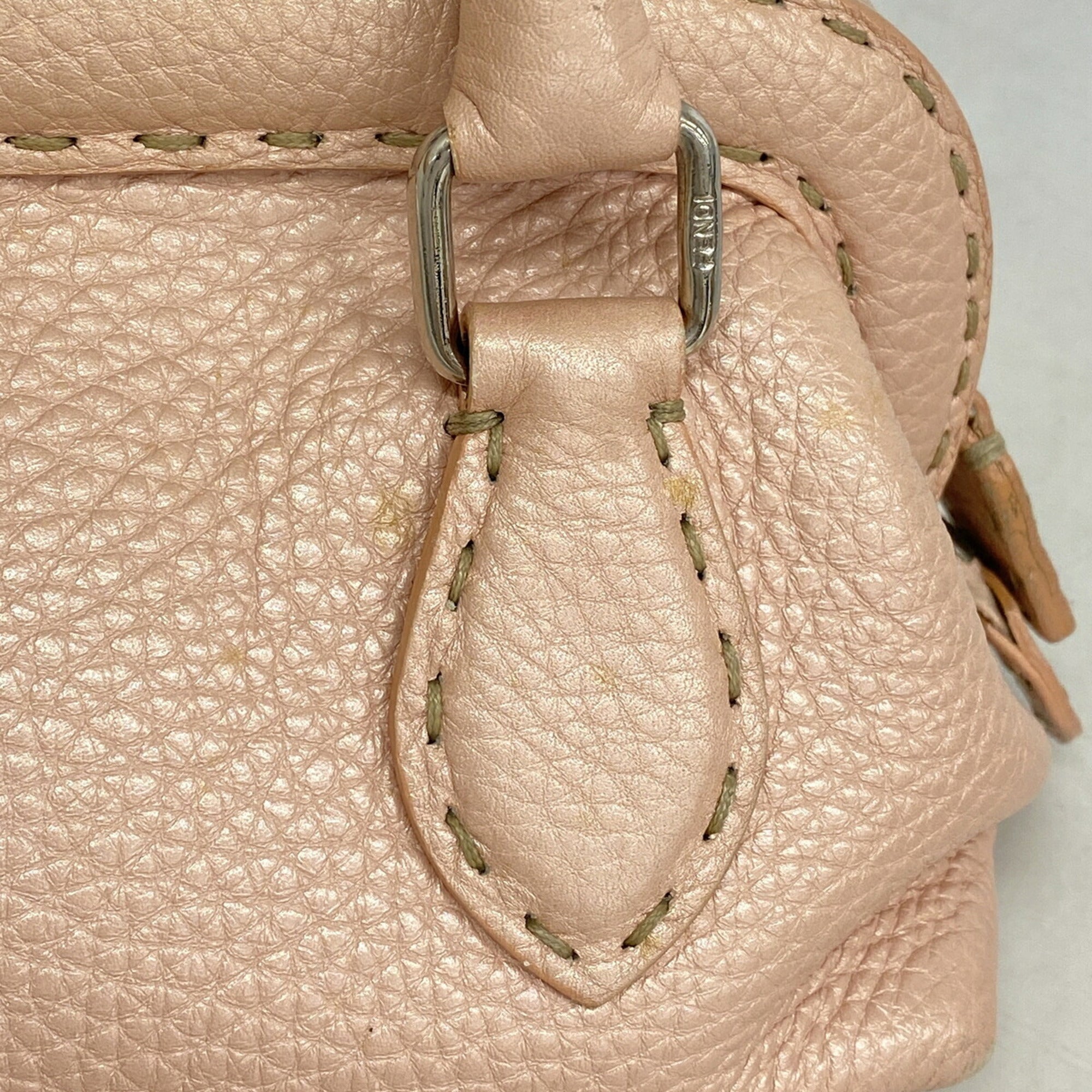 Fendi Pink Leather Handbag (Pre-Owned)