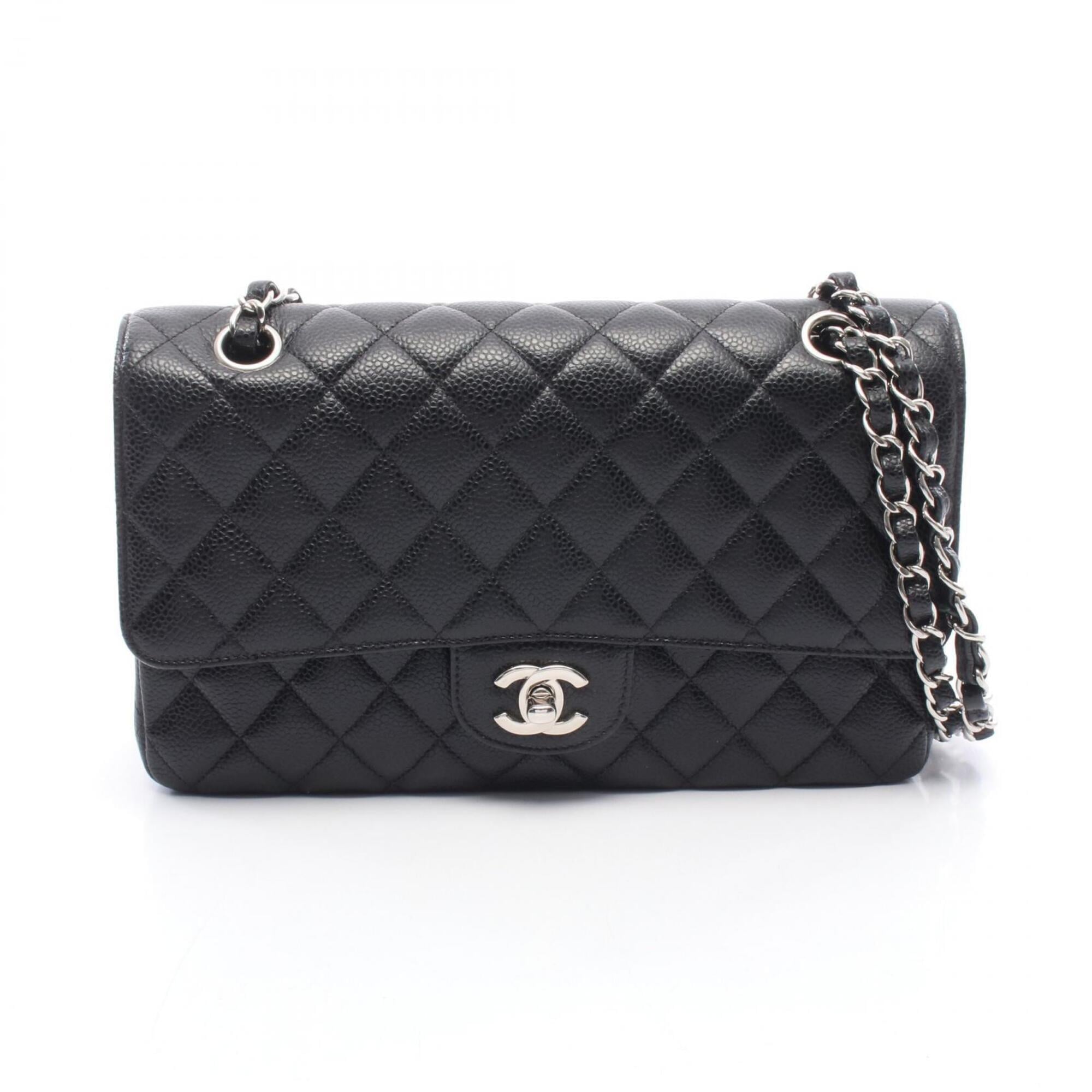 Chanel Black Grained Calfskin Handbag Shoulder Bag (Pre-Owned)