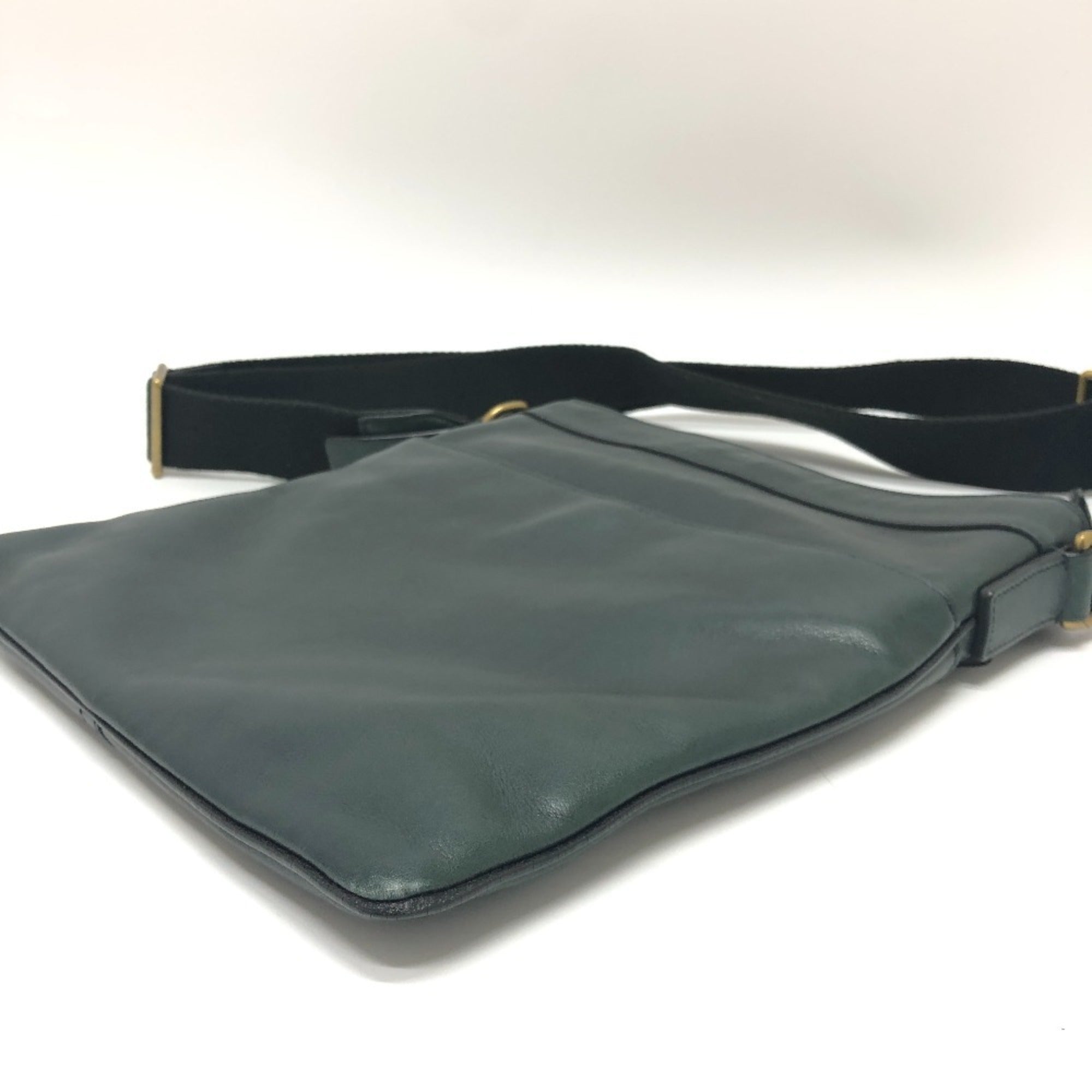 Coach Green Leather Shoulder Bag (Pre-Owned)