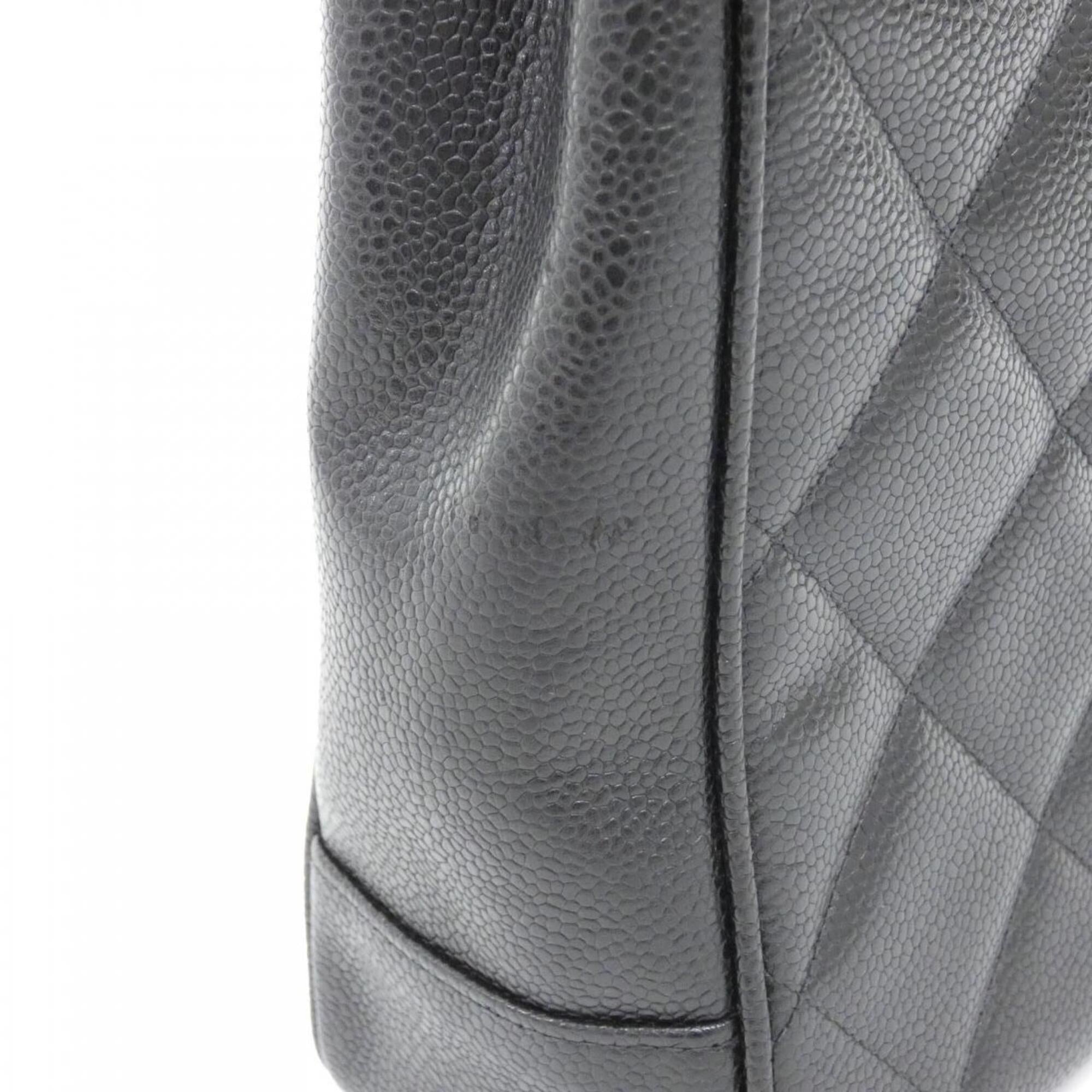 Chanel Black Grained Calfskin Shoulder Bag (Pre-Owned)