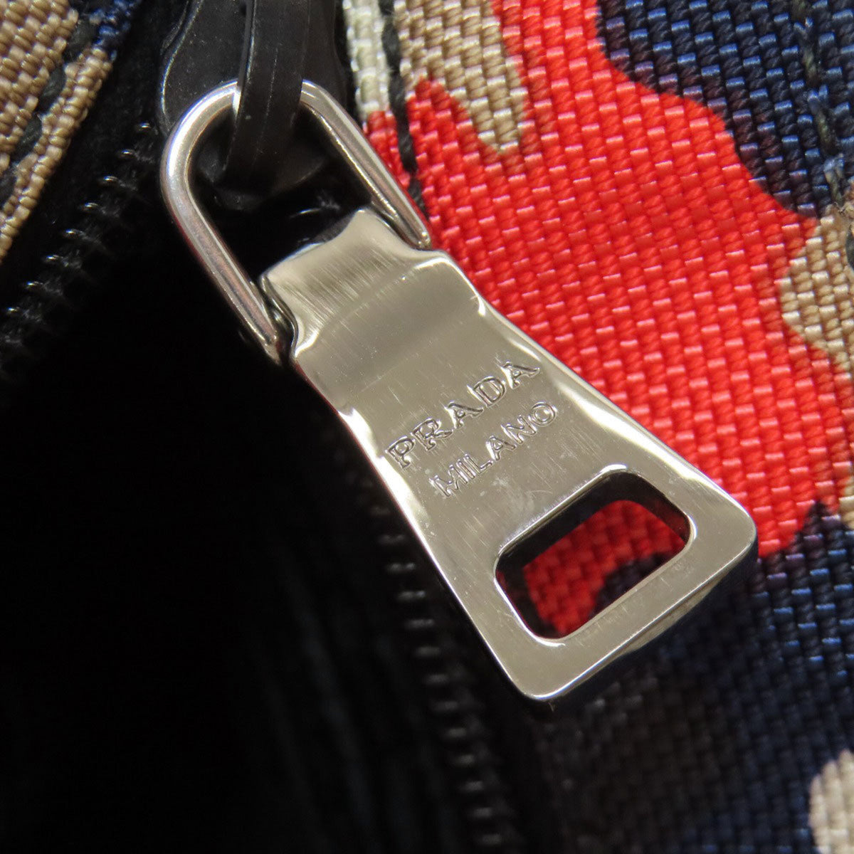 Prada Beige Navy Red Color Canvas Shoulder Bag (Pre-Owned)