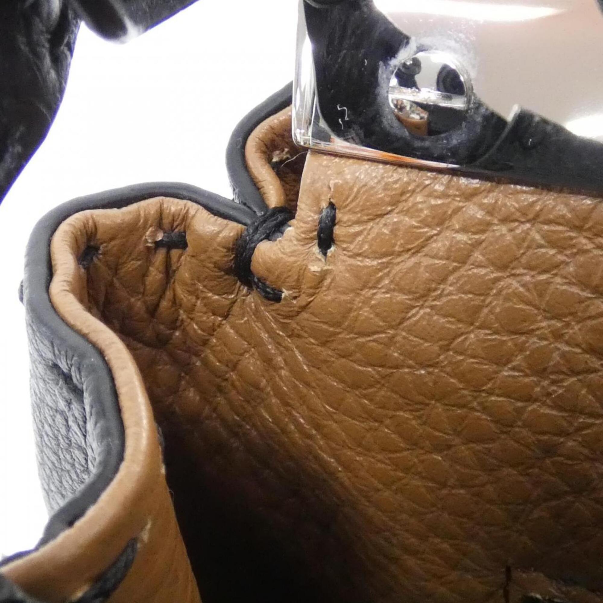 Fendi Selleria Black Leather Handbag (Pre-Owned)