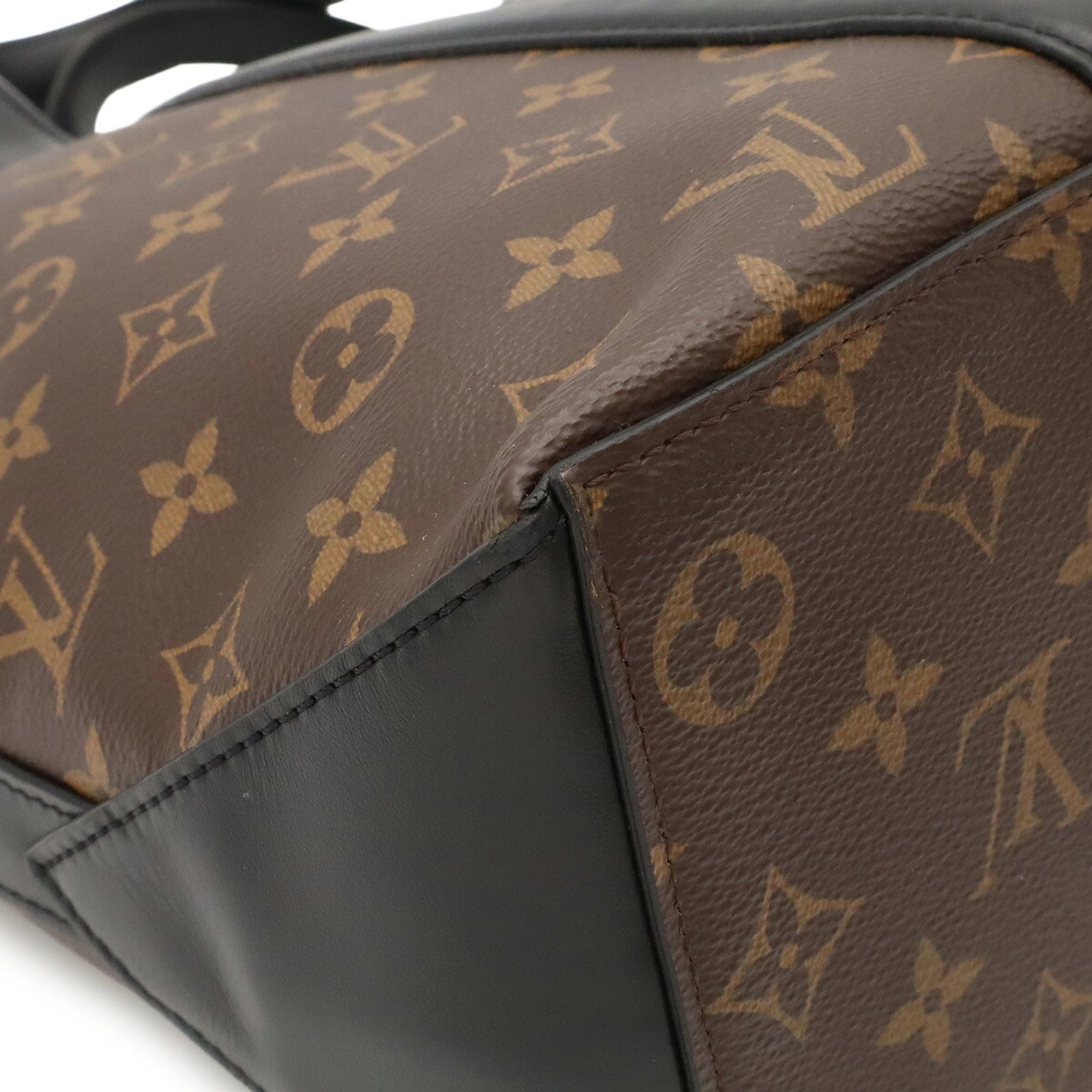 Louis Vuitton Brown Monogram Macassar Monogram Pouch Shoulder Bag Tote Bag (Pre-Owned)